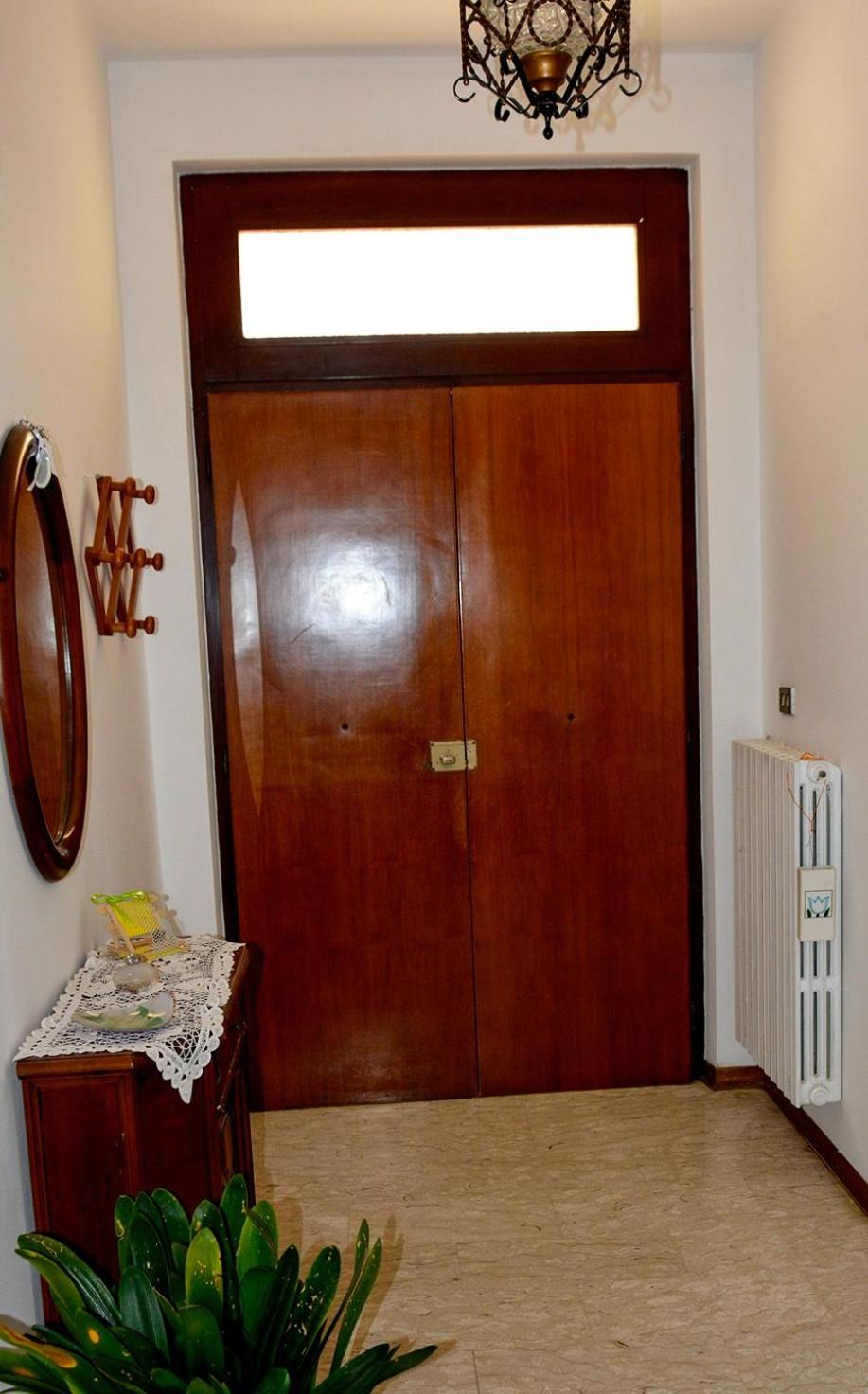 Two-Bedroom Apartment photo 3