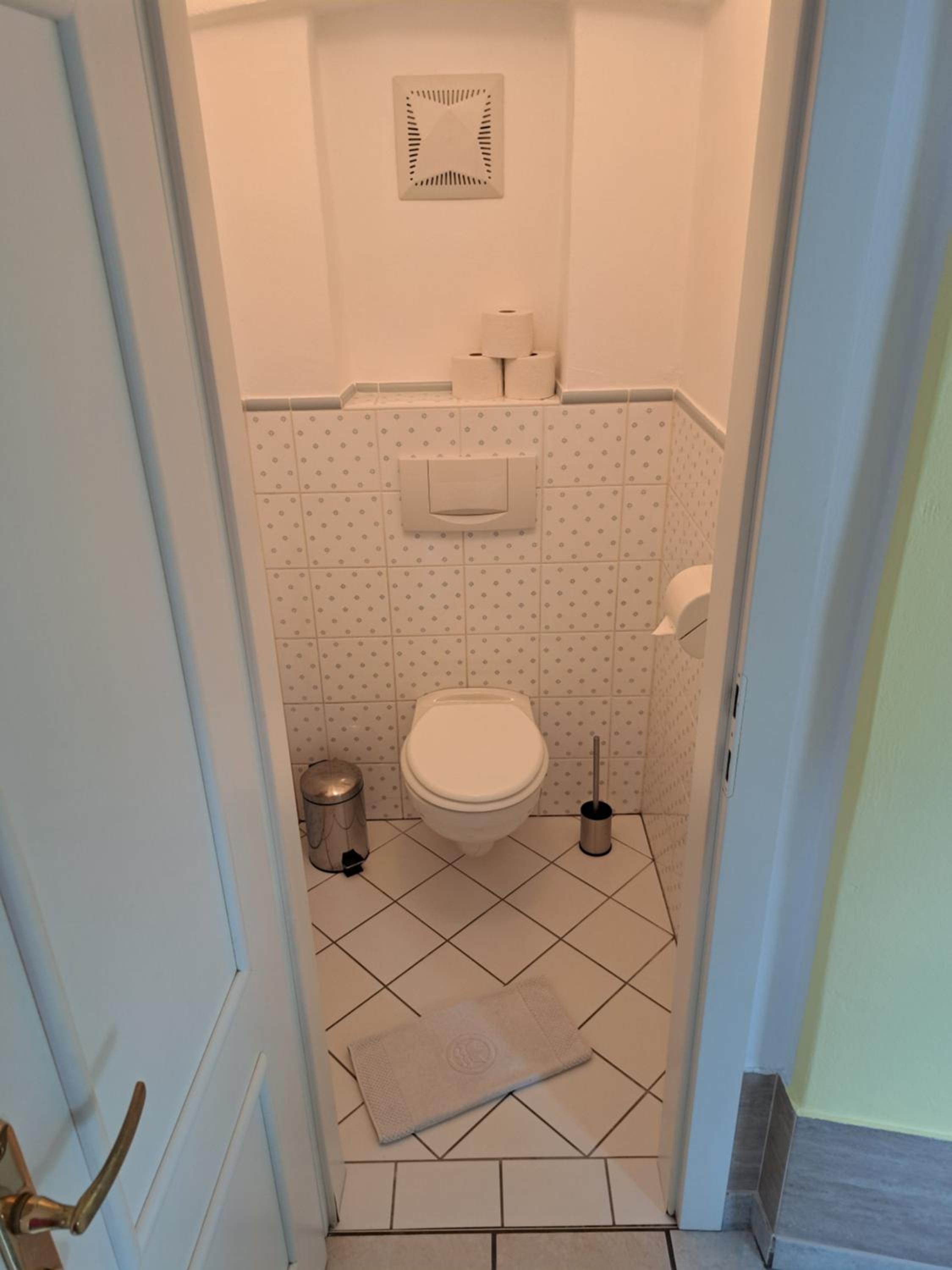 Apartment - Ground Floor - Photo 3