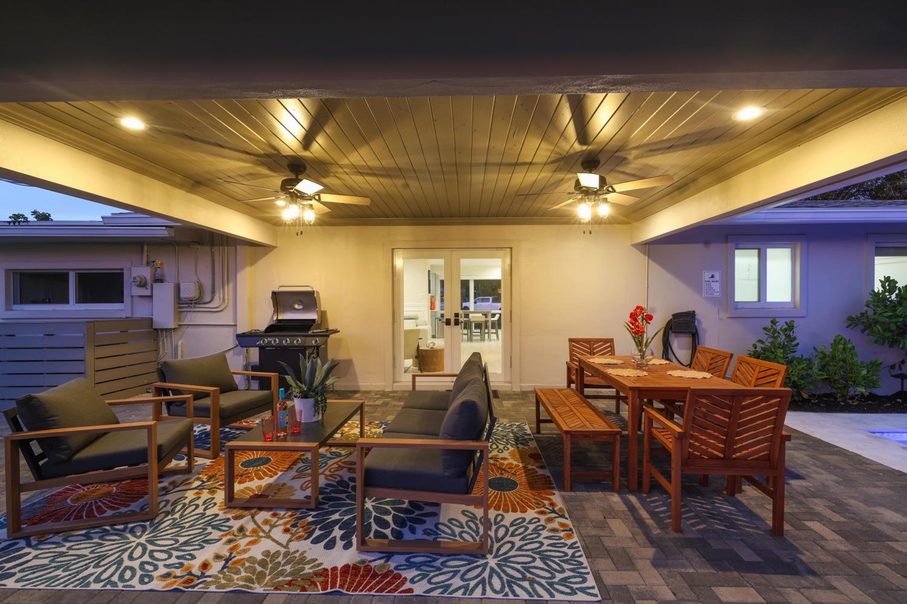 Three-Bedroom Villa photo 2