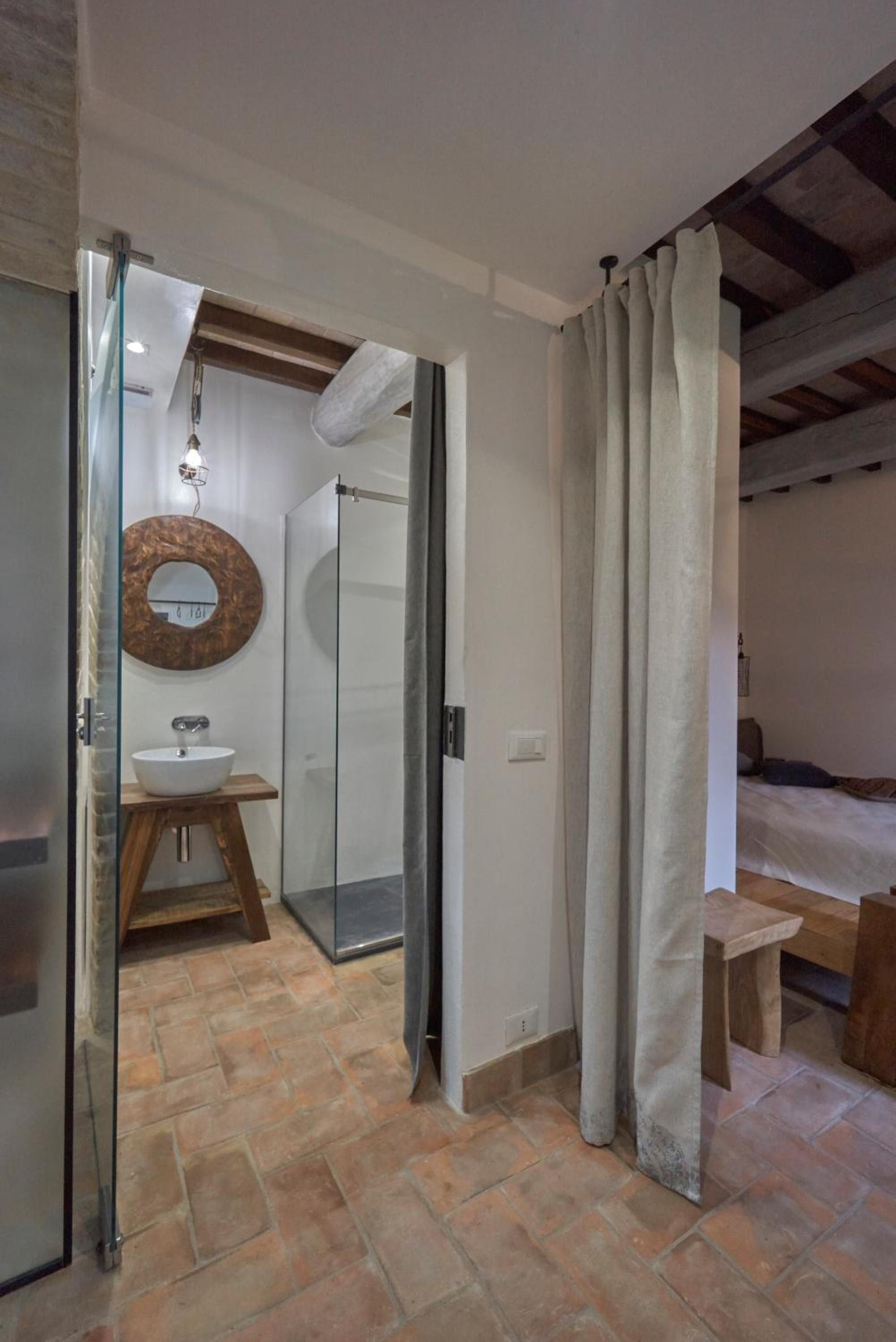 Studio Apartment photo 2
