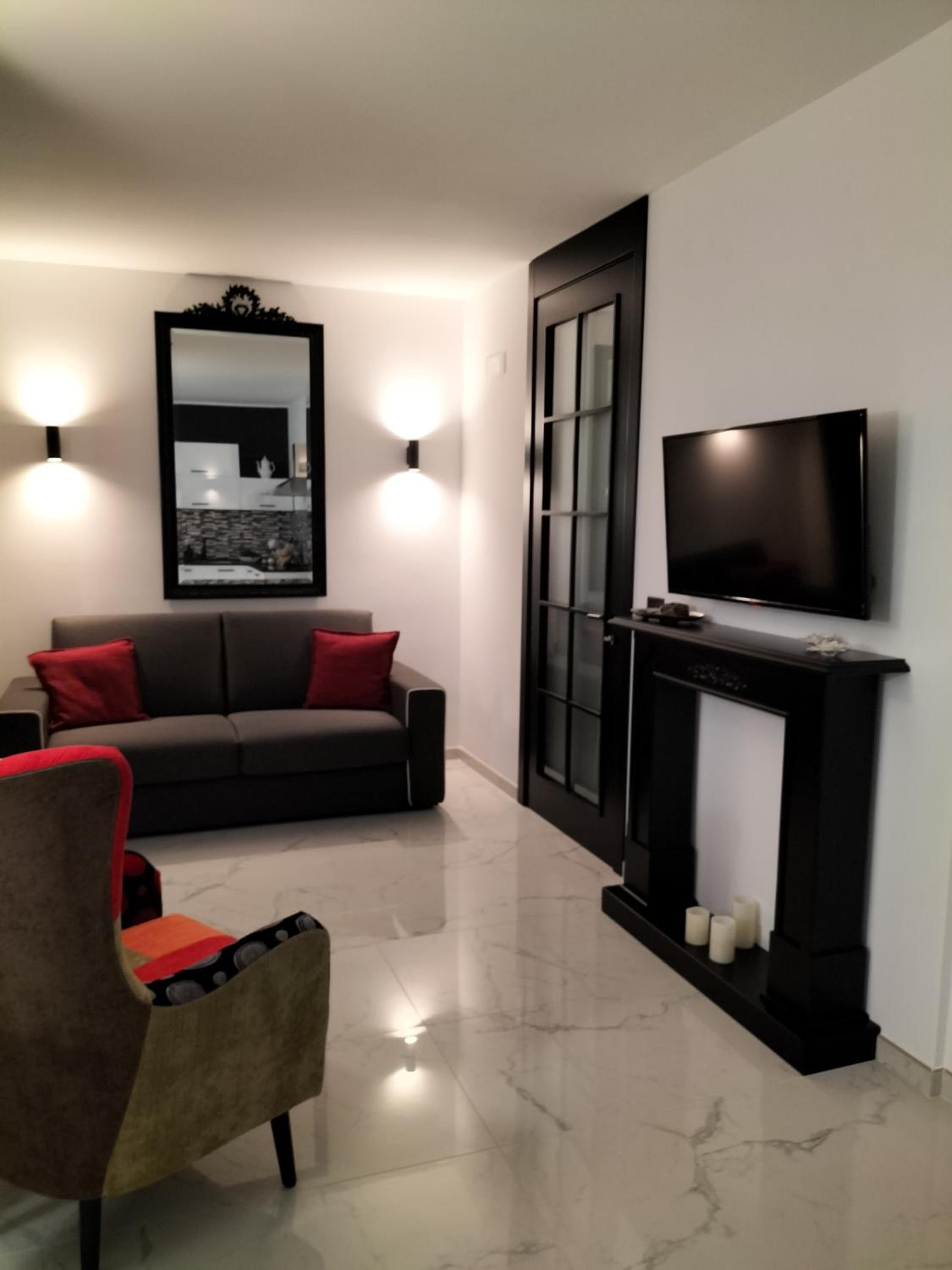 One-Bedroom House