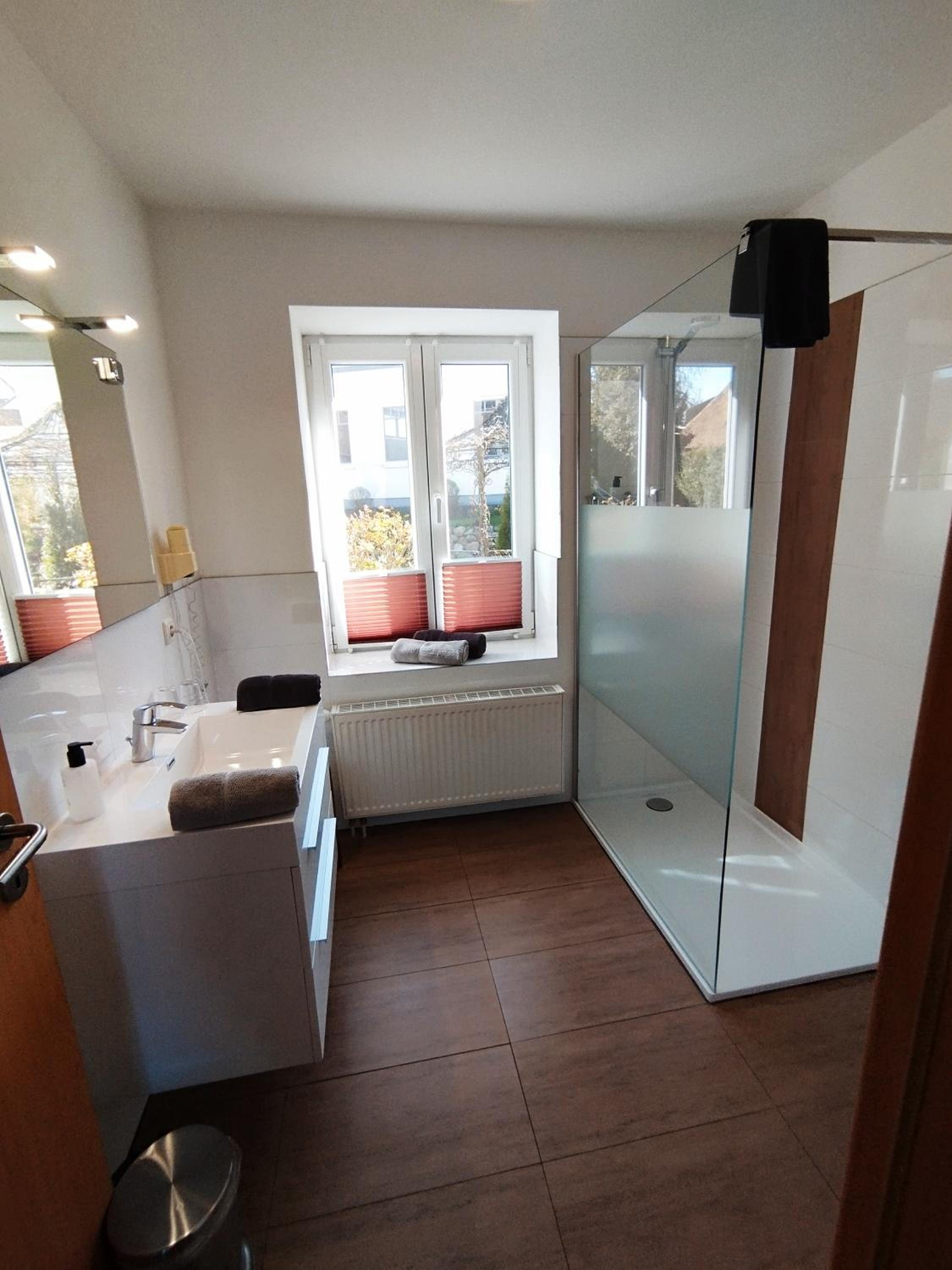Double Room - Photo 15