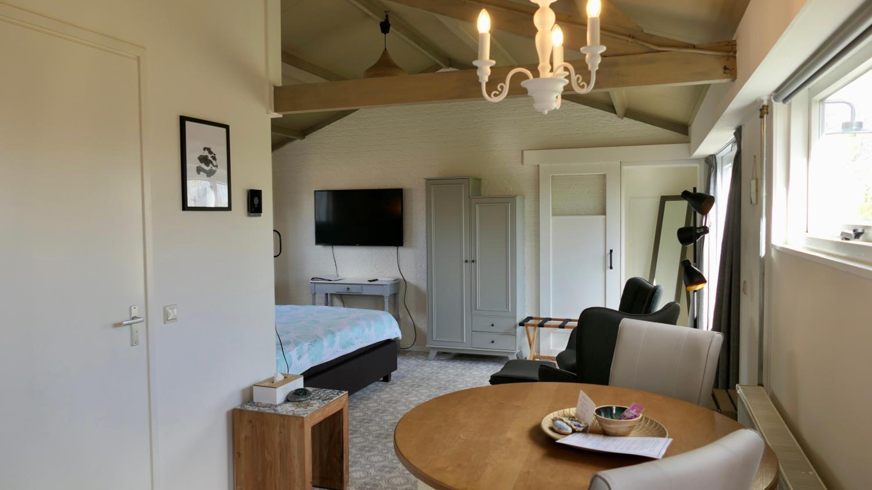 Deluxe Suite photo 1