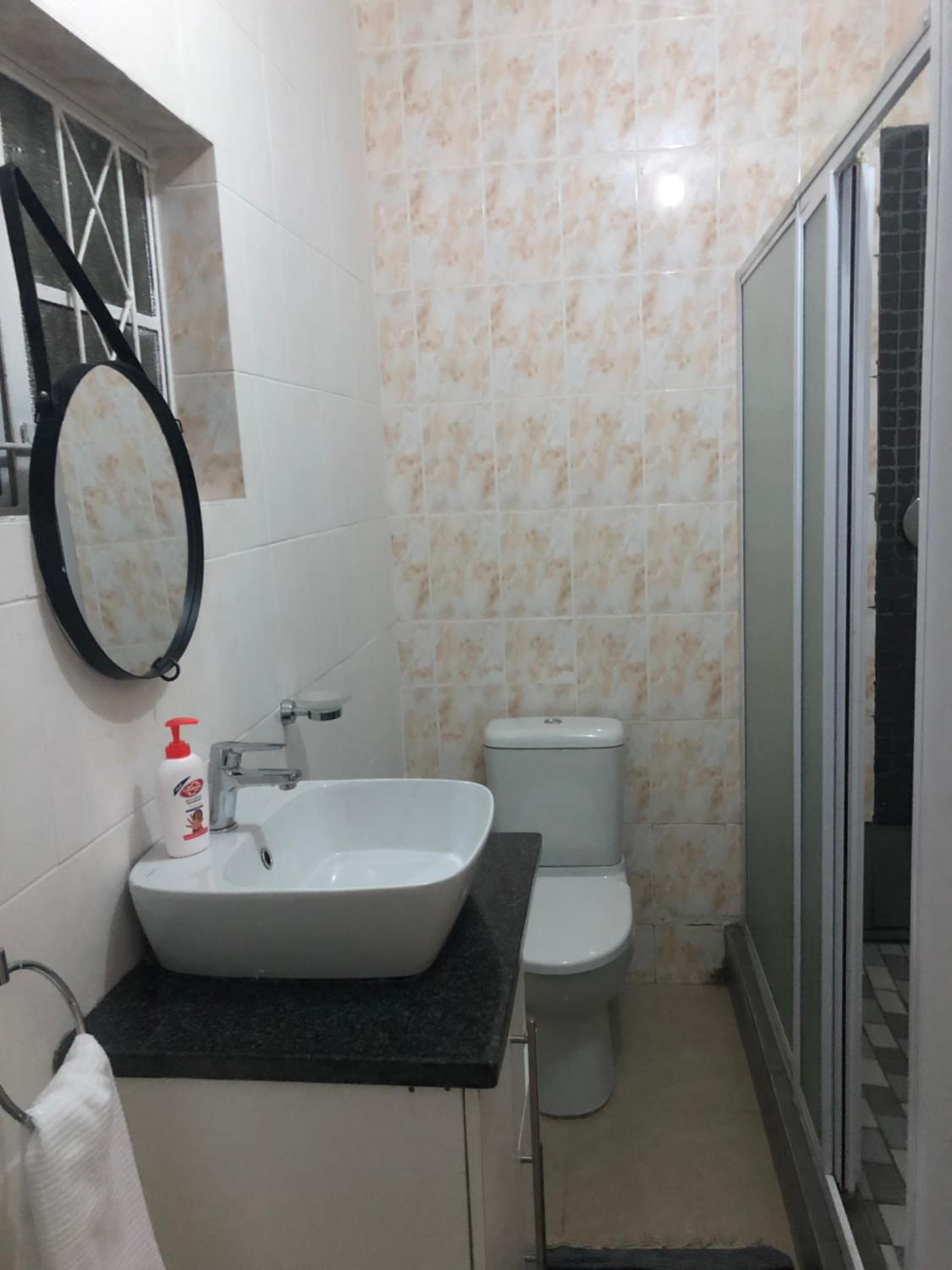 One-Bedroom House photo 2