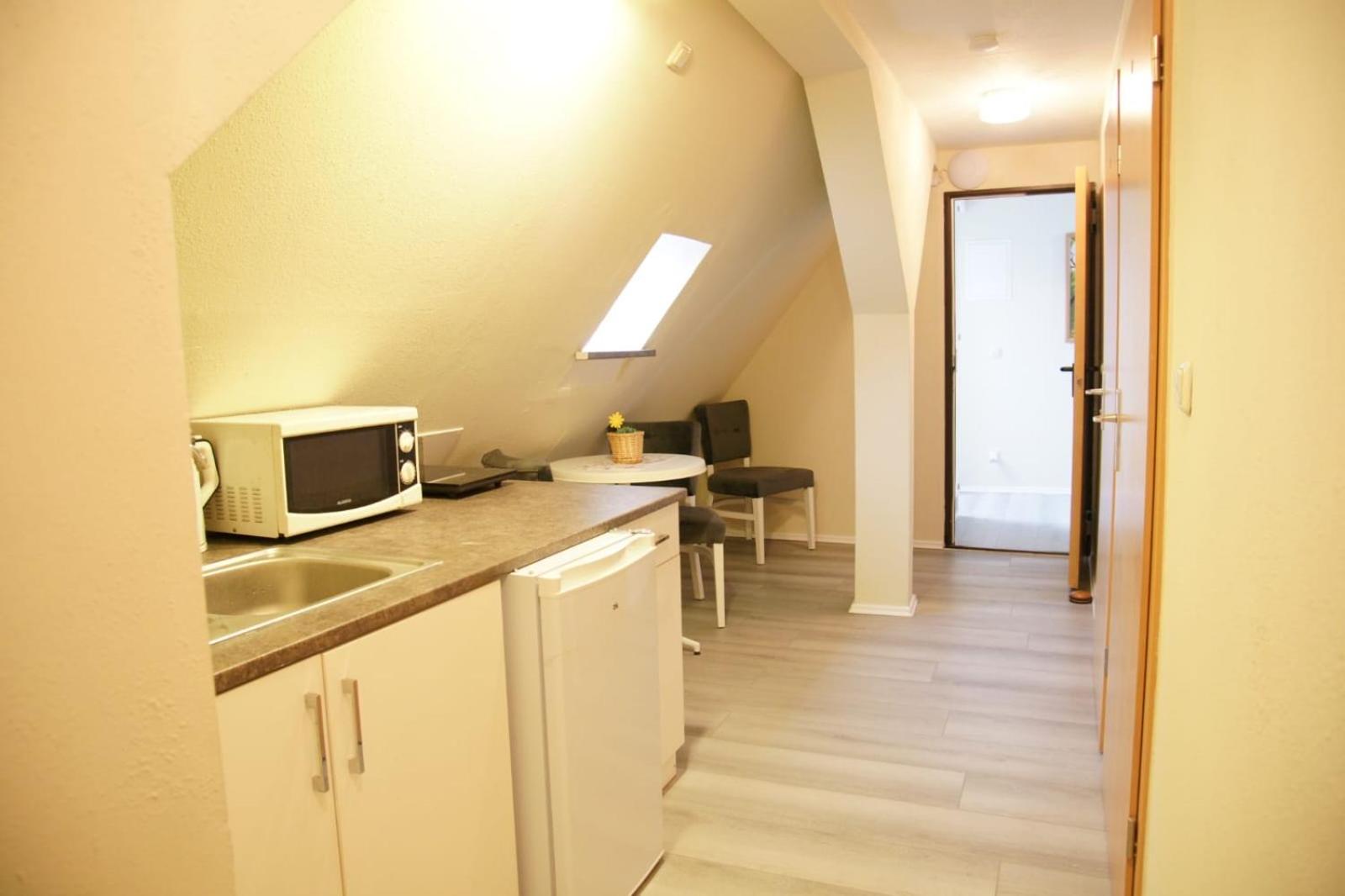 Single Room photo 3
