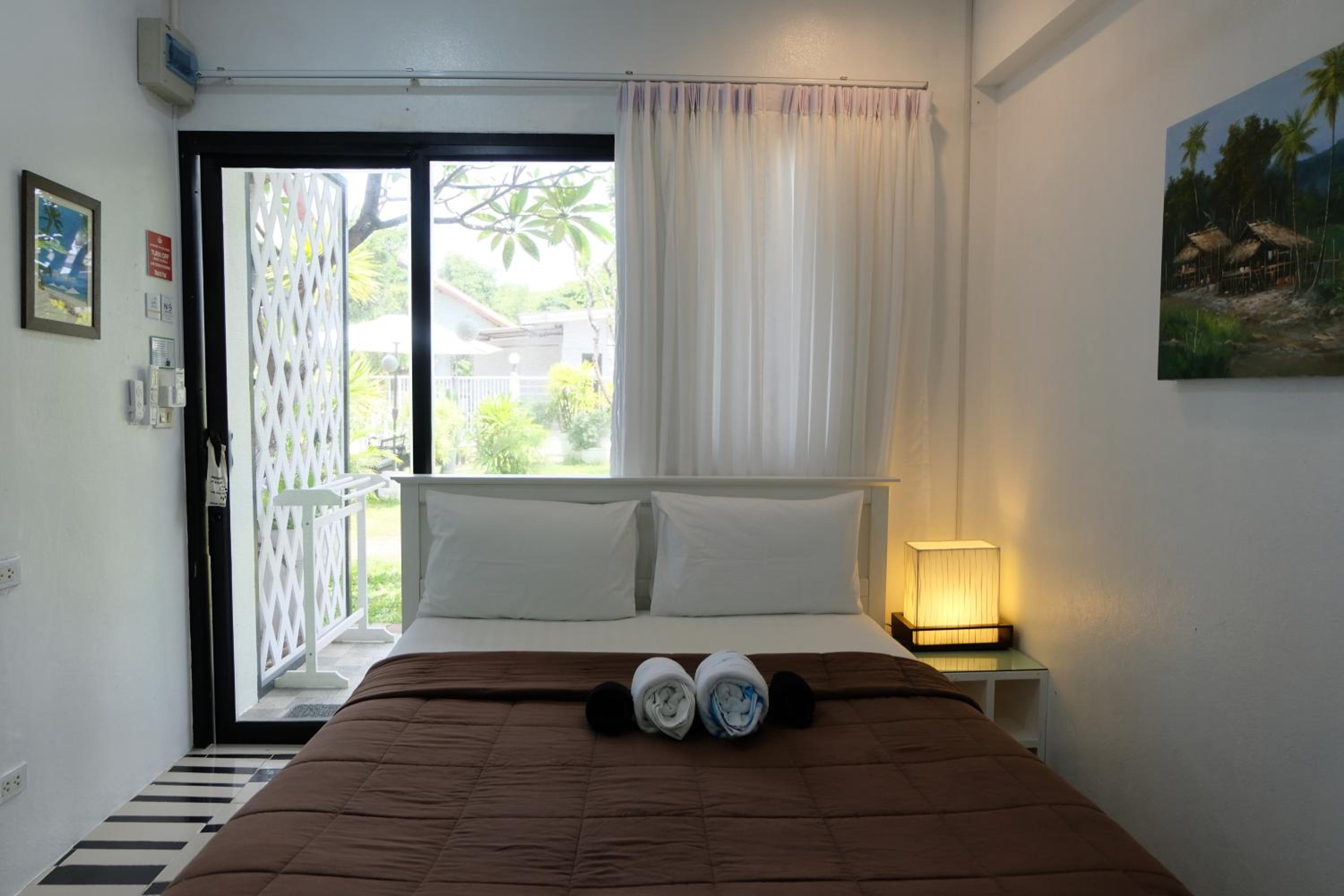 Standard Room - Photo 10