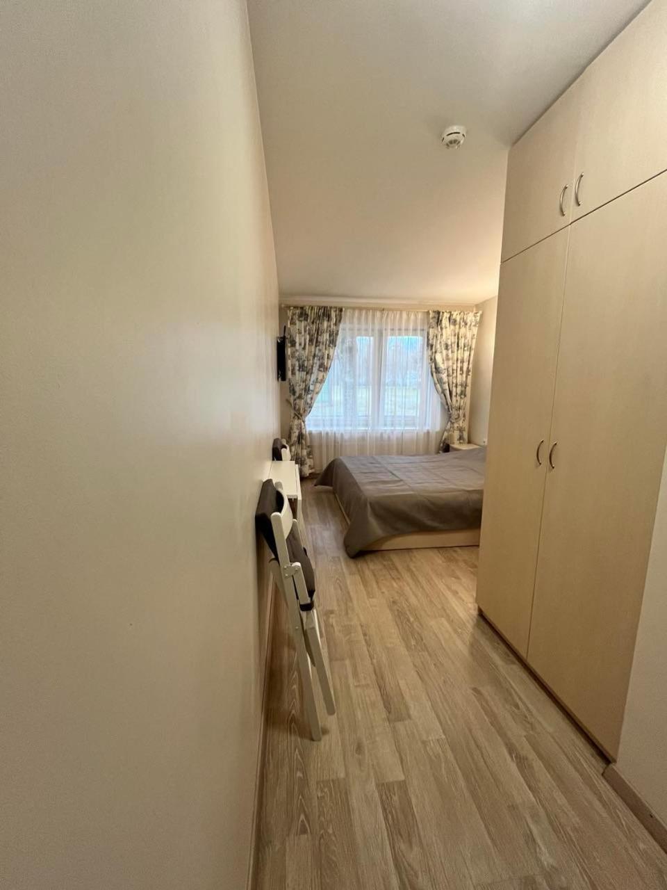 One-Bedroom Apartment photo 3