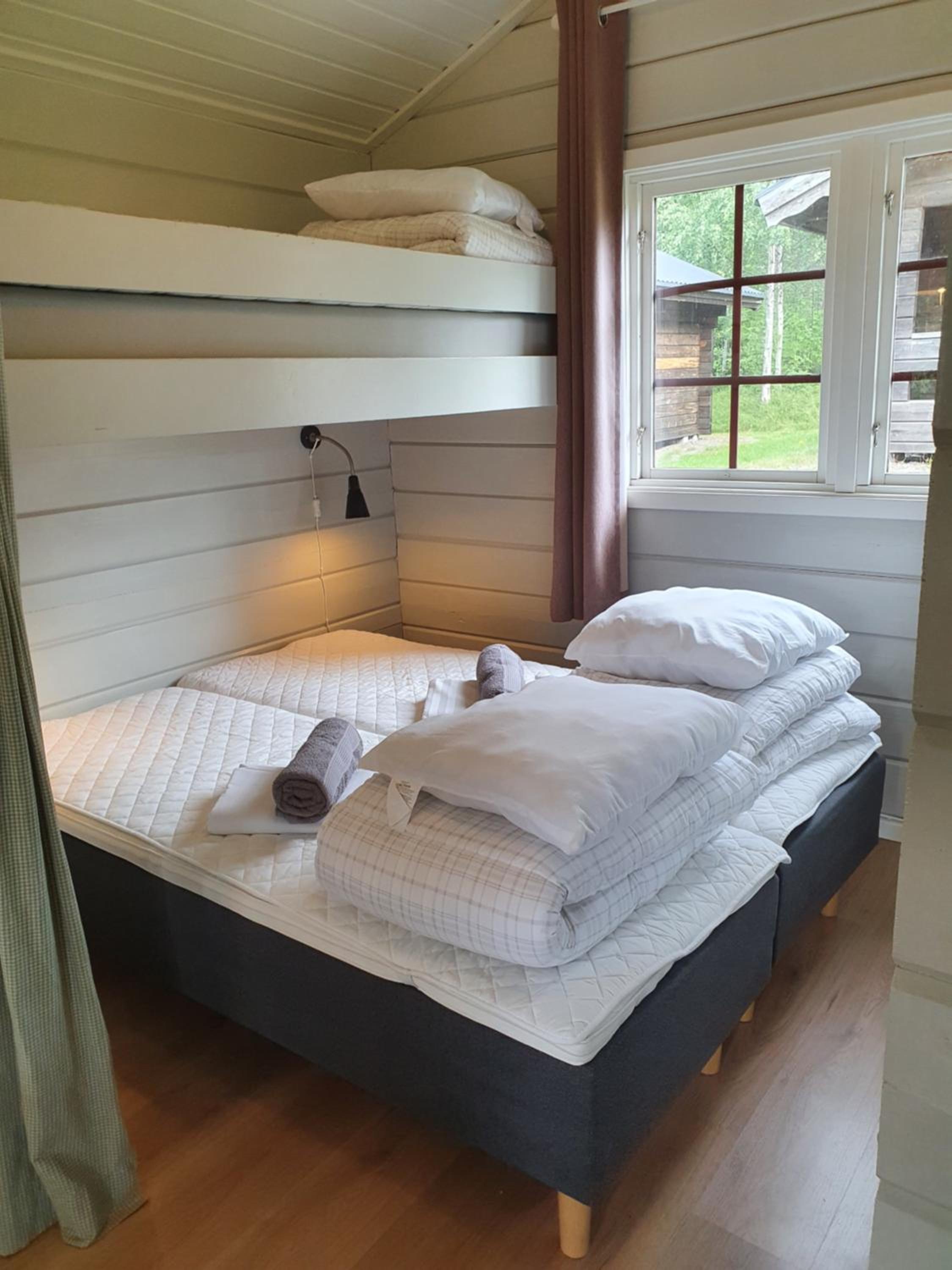 Cottage (2 Adults) - Photo 1