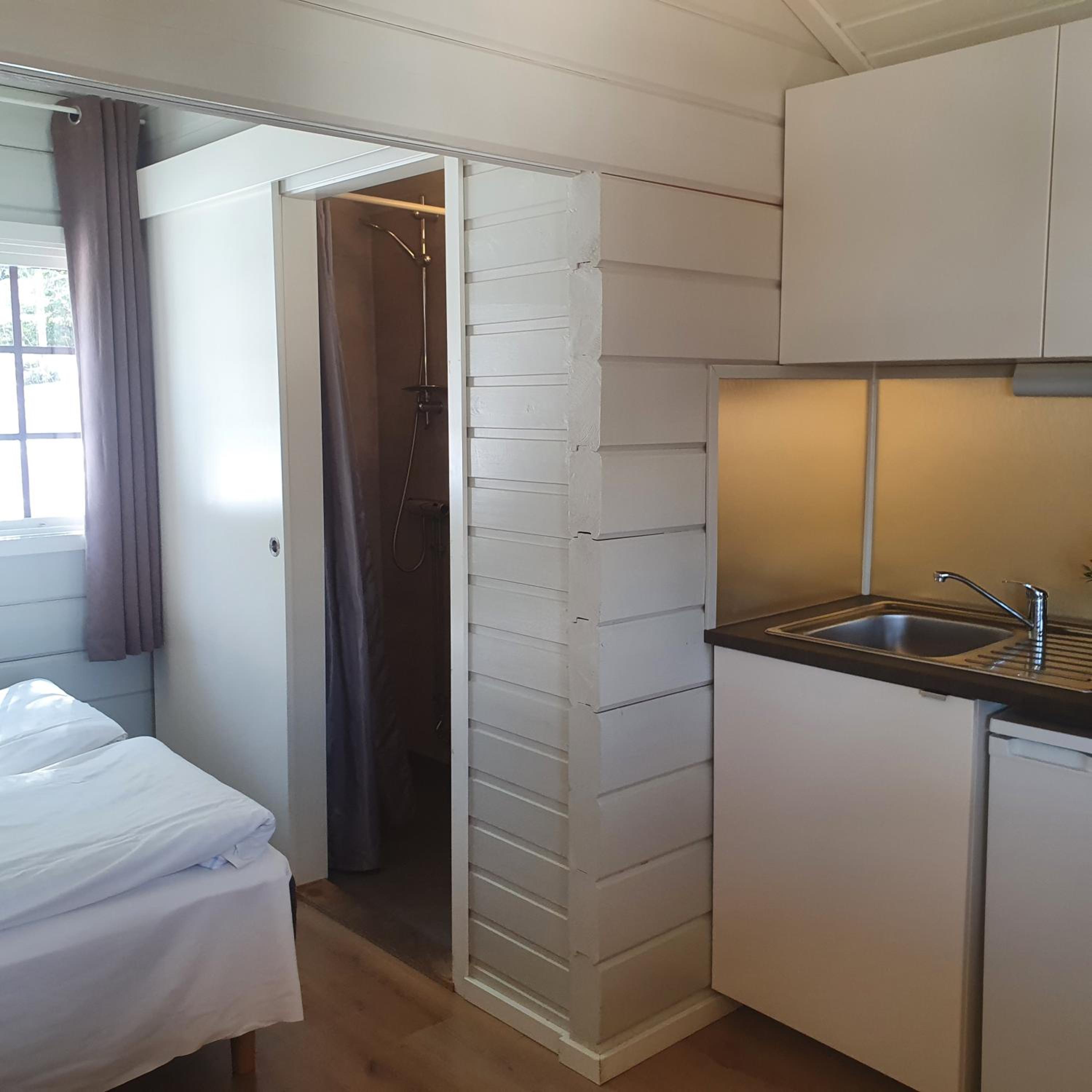 Cottage (2 Adults) - Photo 3