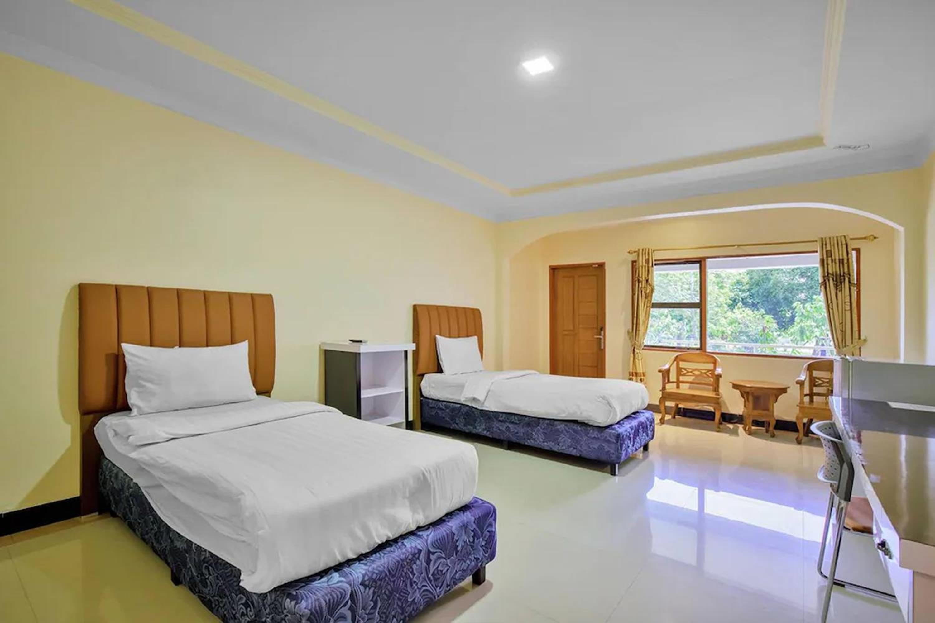 Economy Double Room - Photo 4