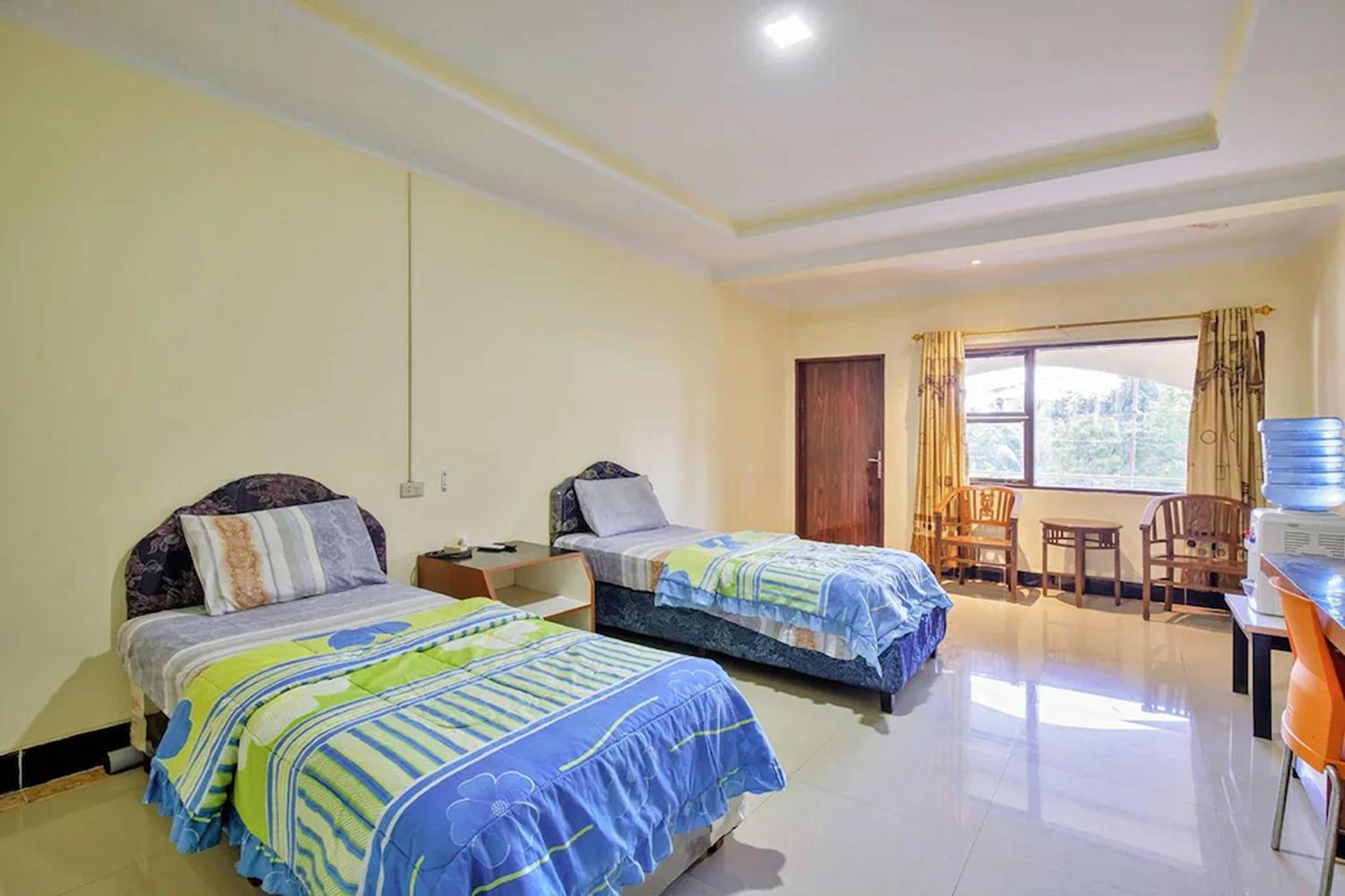Economy Double Room - Photo 8