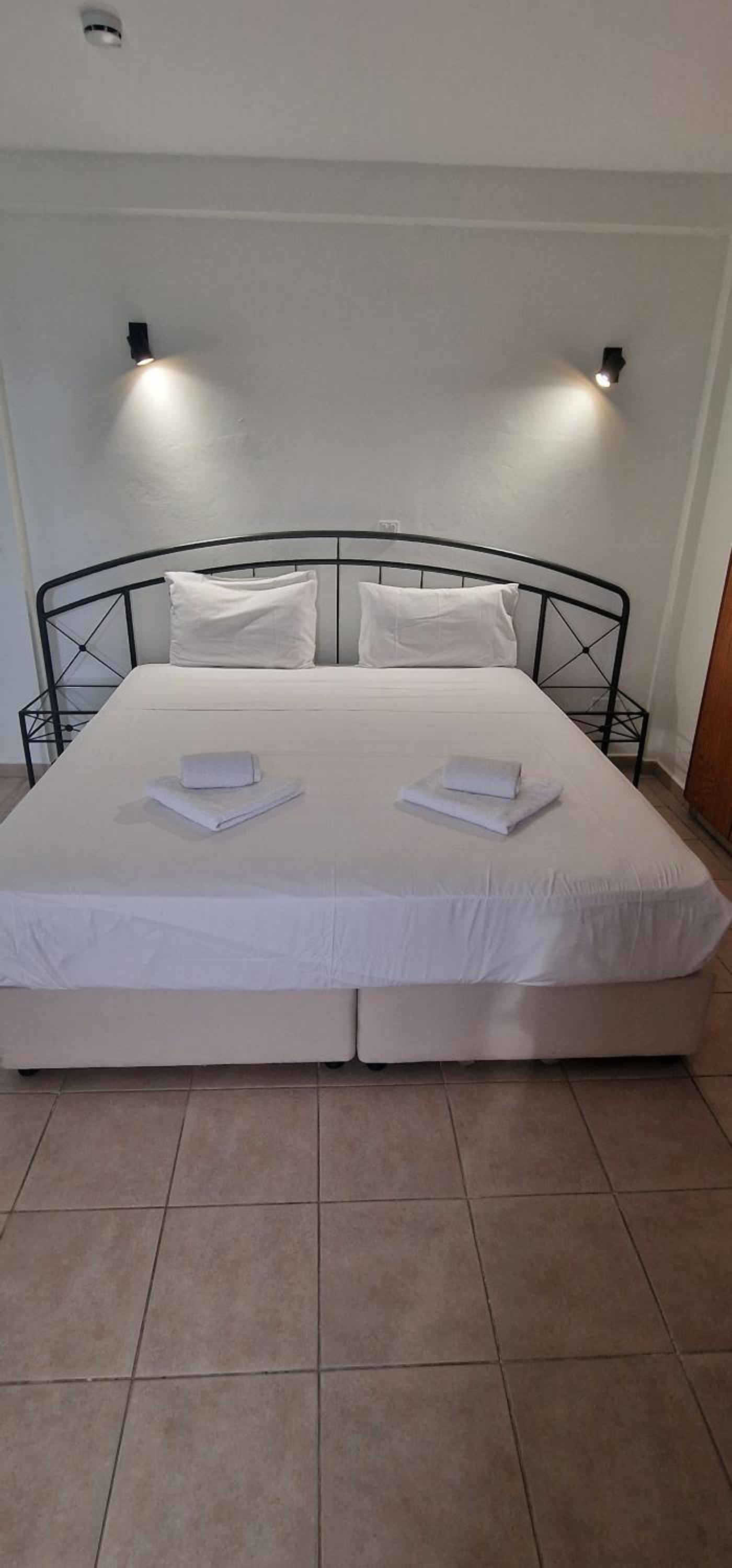 Deluxe Double Room - Photo 1