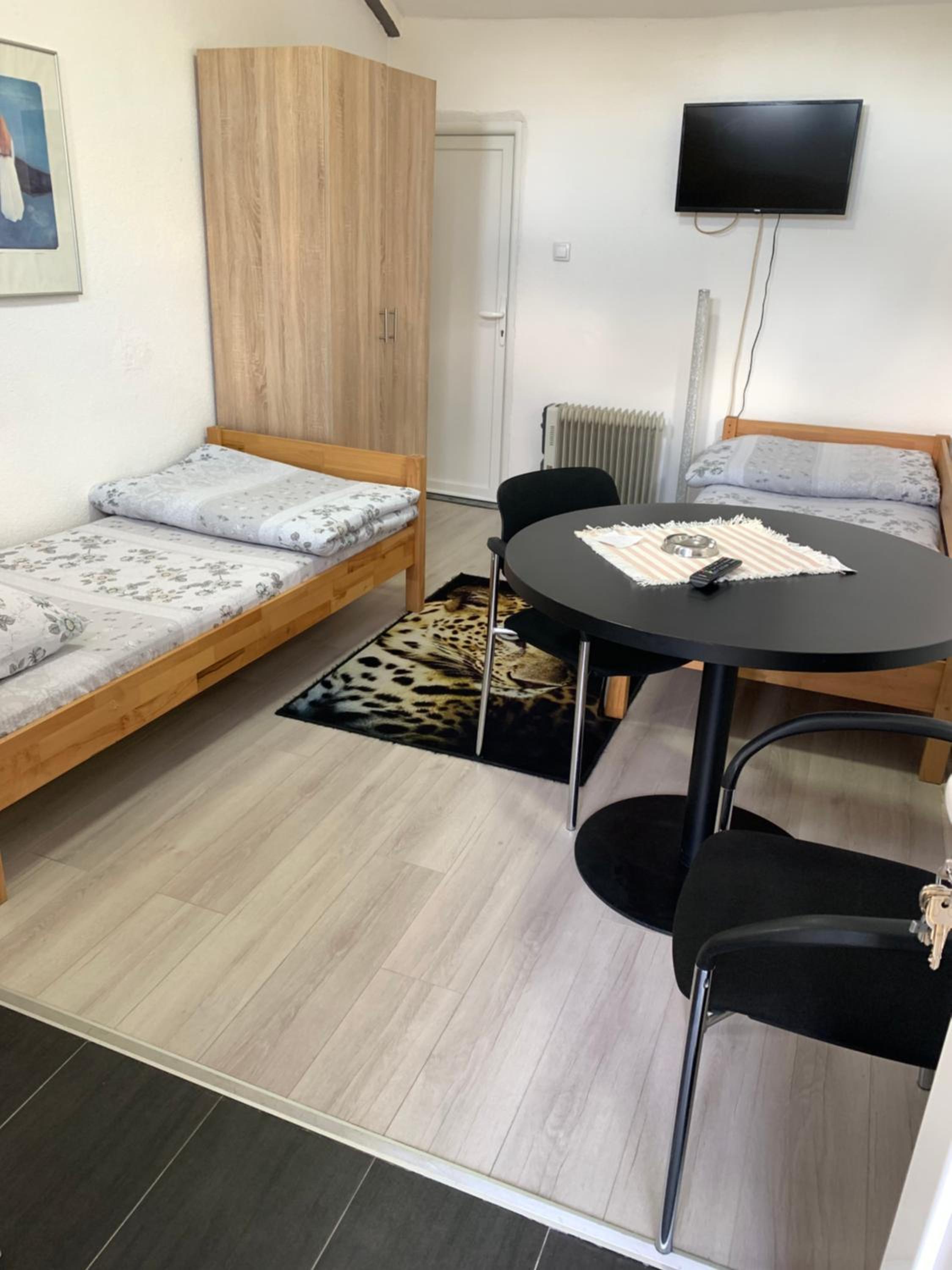 Apartment photo 2
