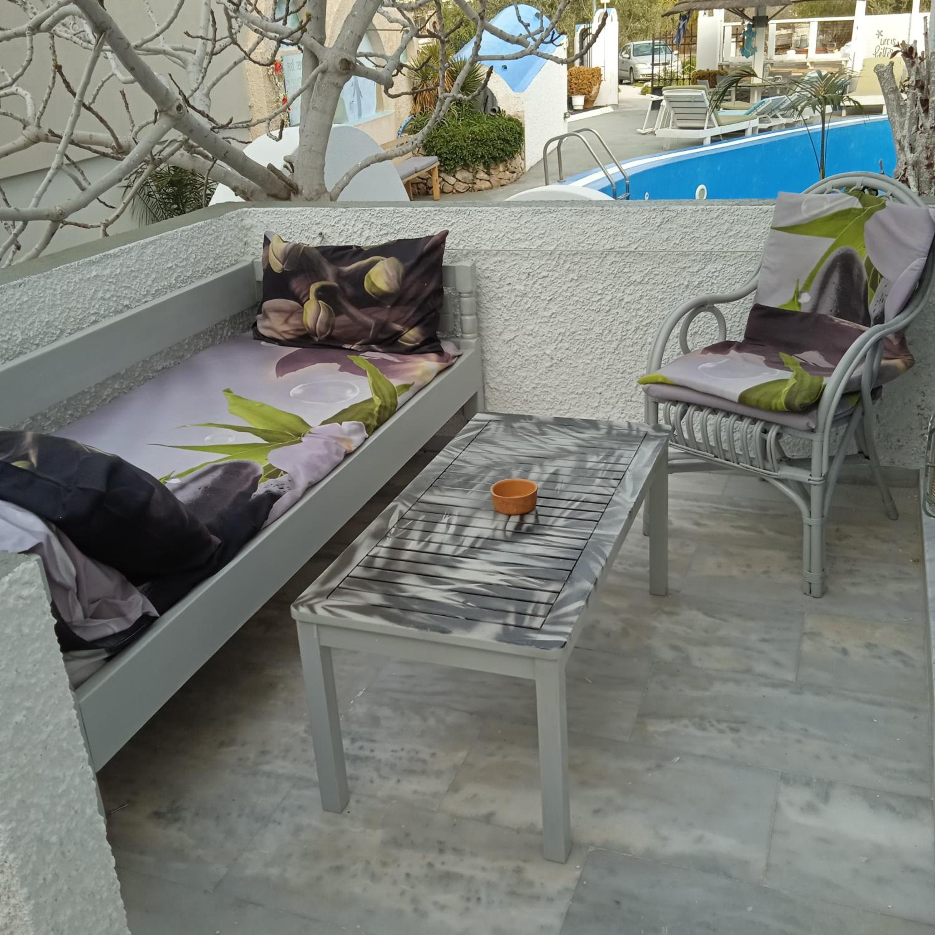 Family Room with Terrace - Photo 9