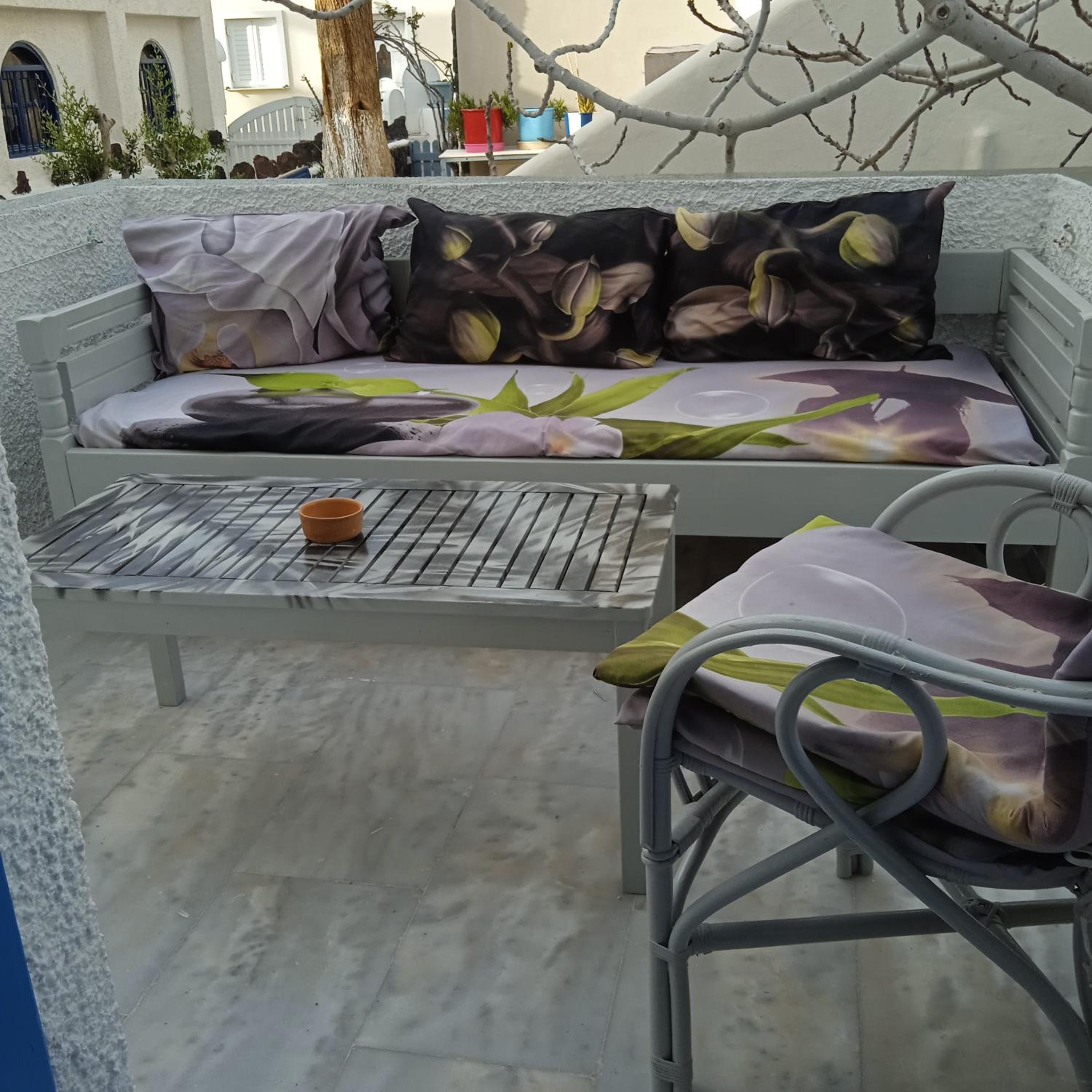 Family Room with Terrace - Photo 10