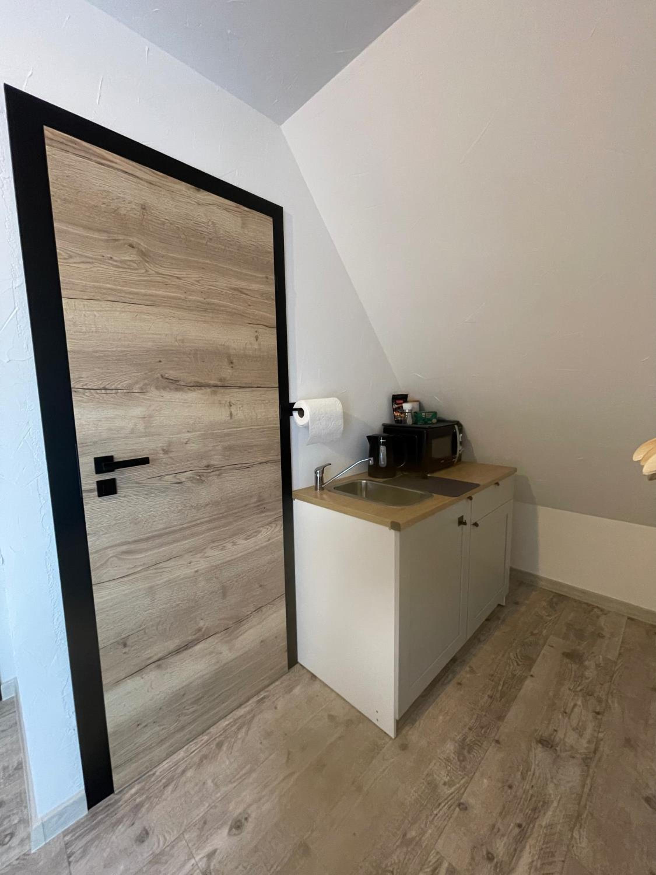 Double Room with Extra Bed photo 2
