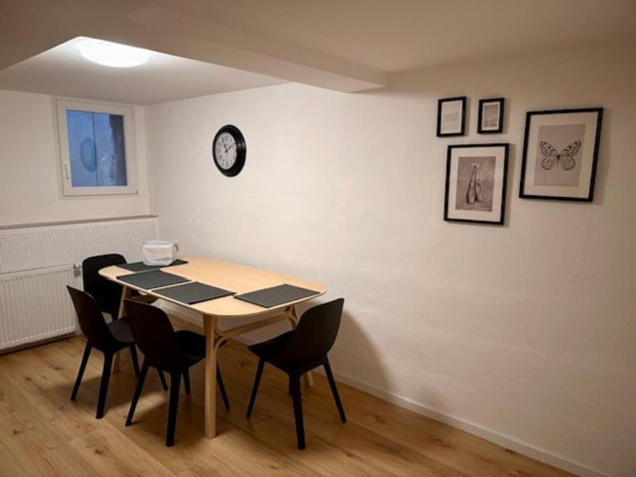One-Bedroom Apartment photo 3