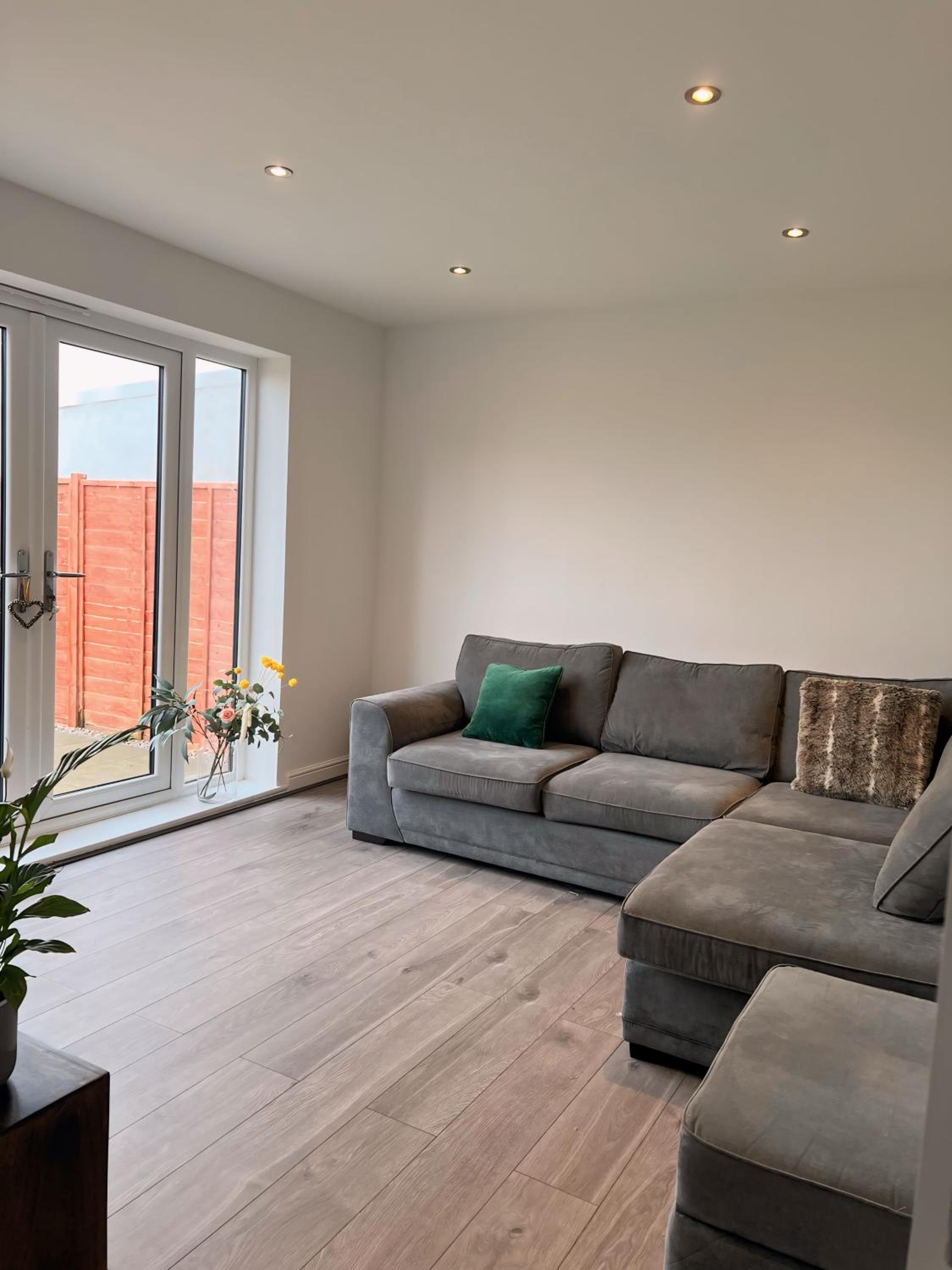 Three-Bedroom House photo 1