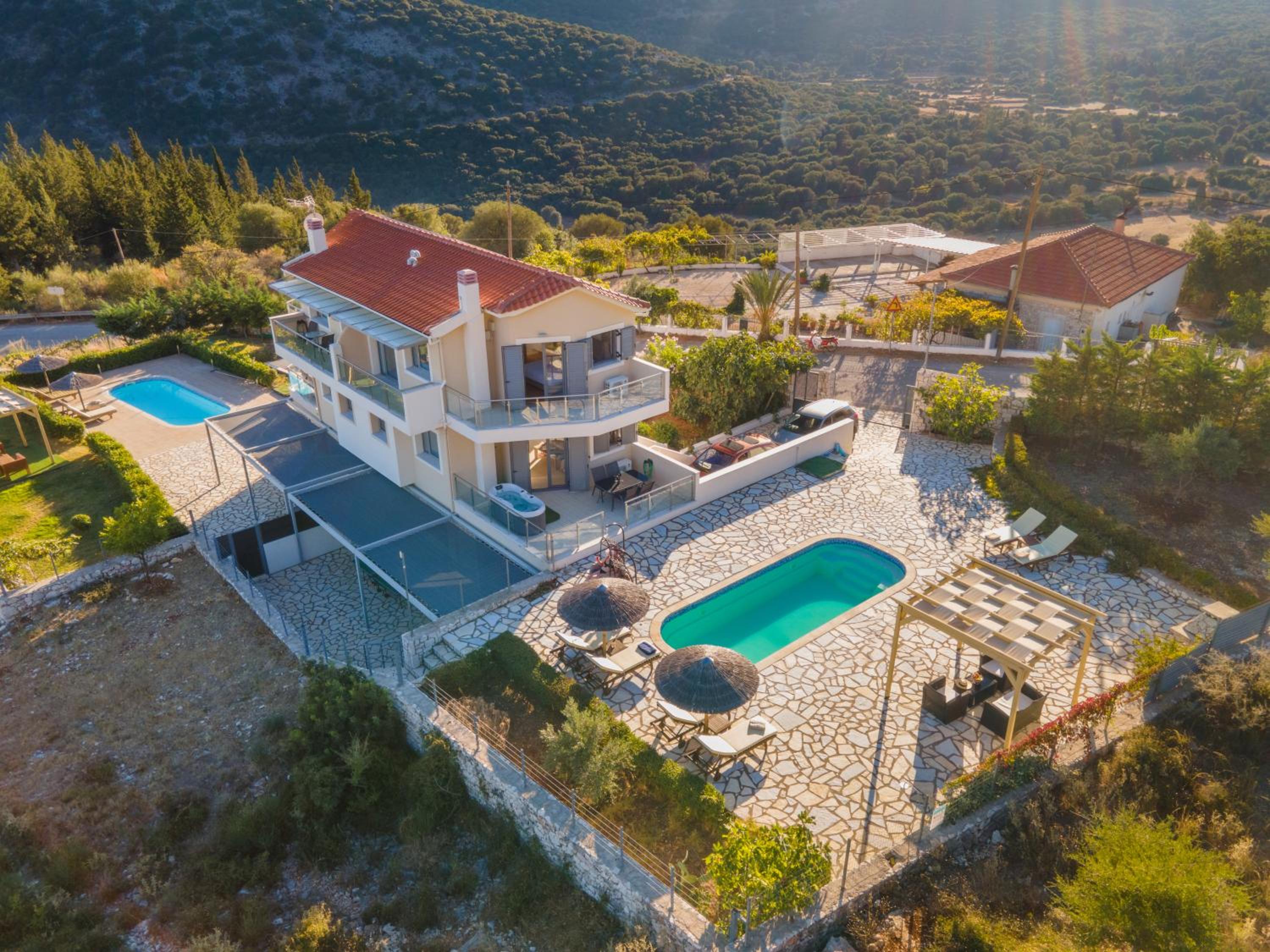Villa with Private Pool photo 3