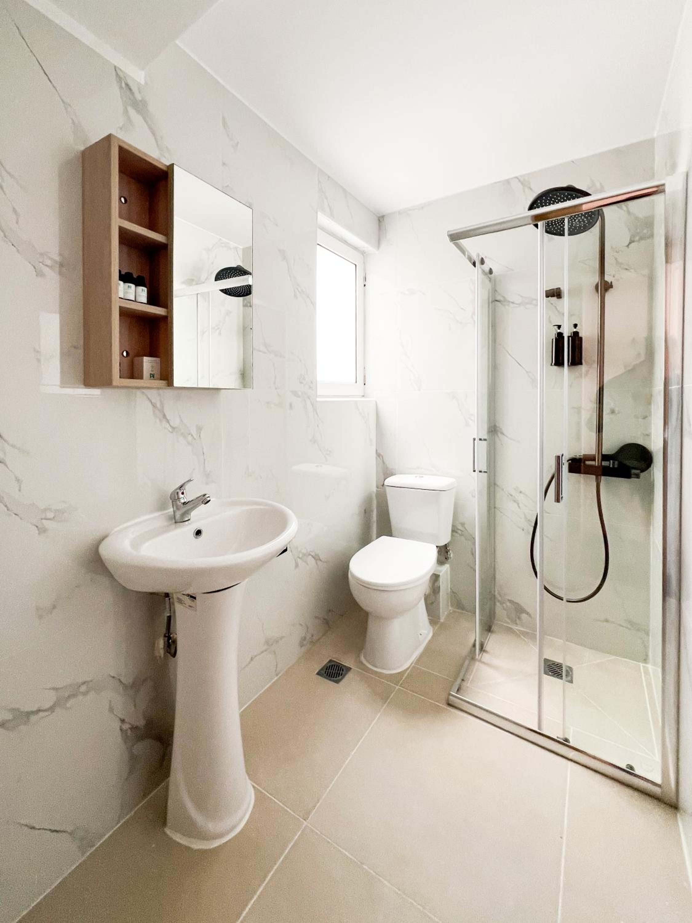 Family Room With Private Bathroom photo 3