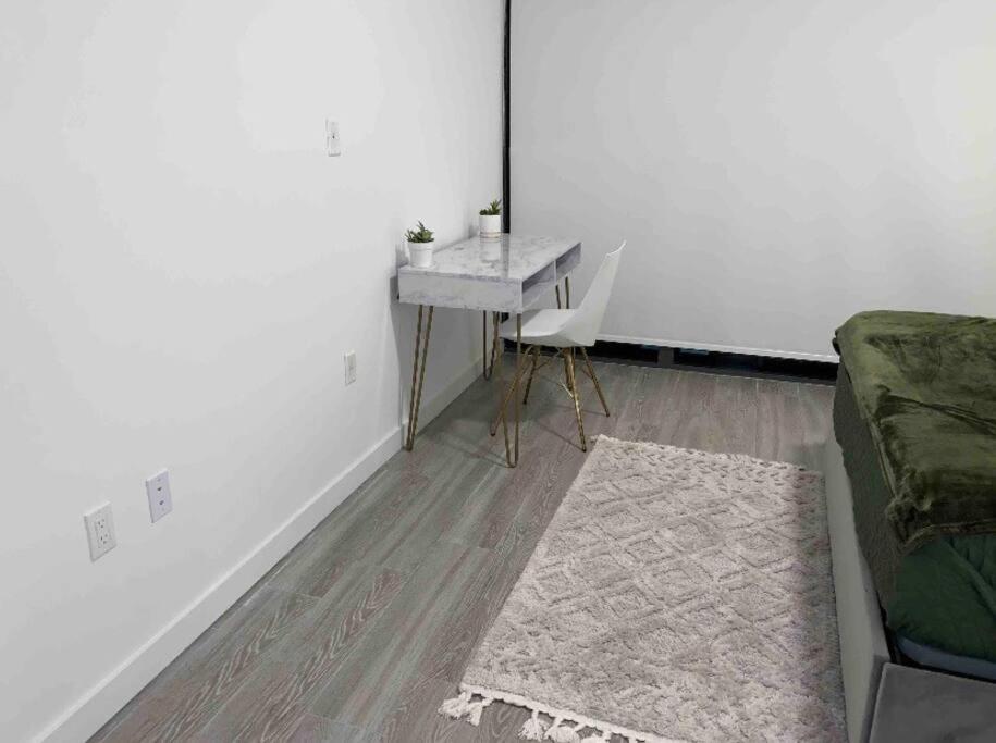Two-Bedroom Apartment photo 2