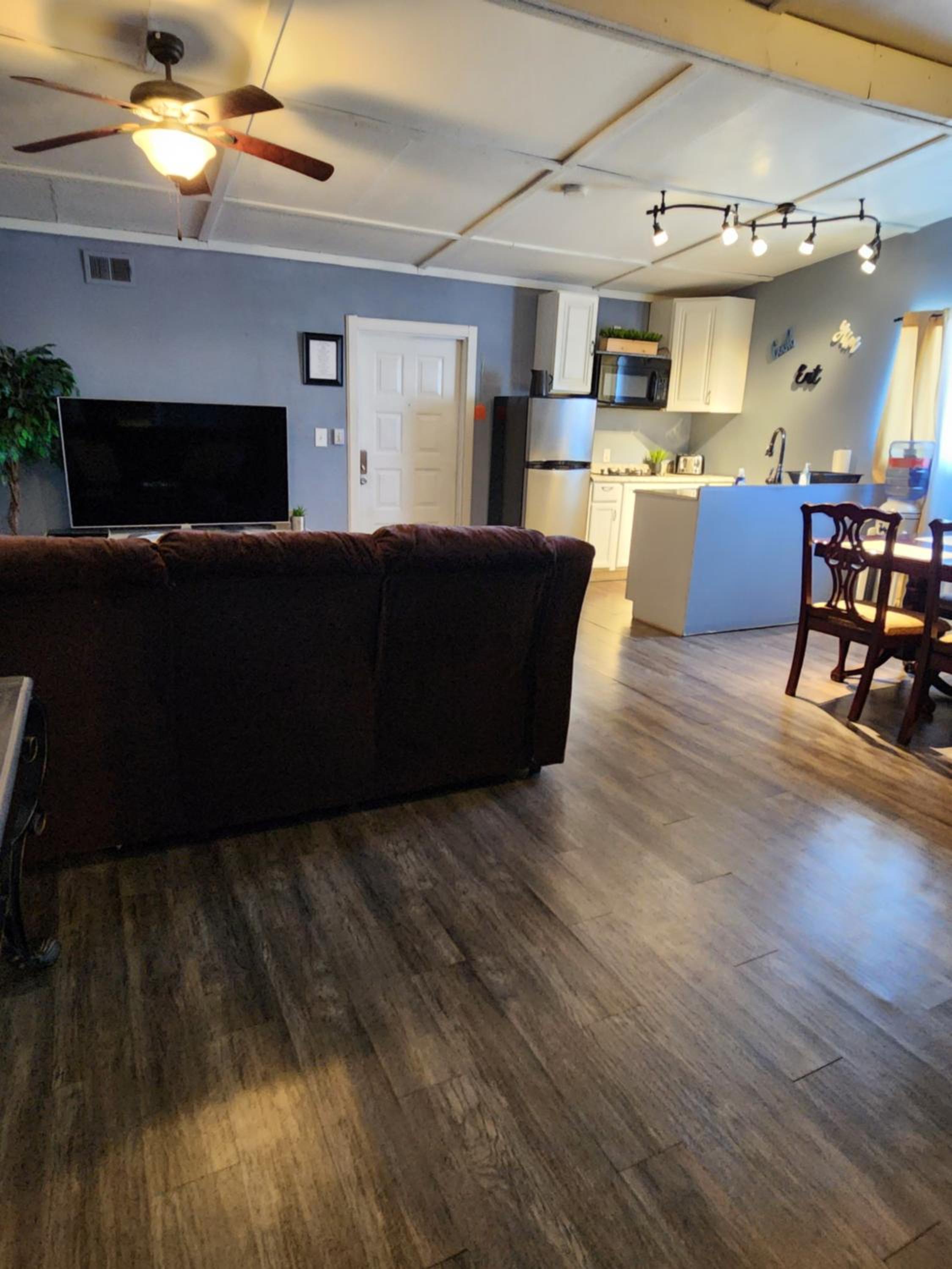 One-Bedroom House - Photo 1