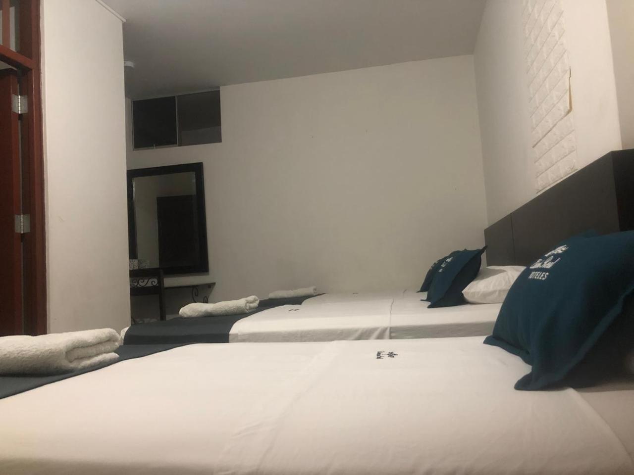 Triple Room with Private Bathroom photo 2
