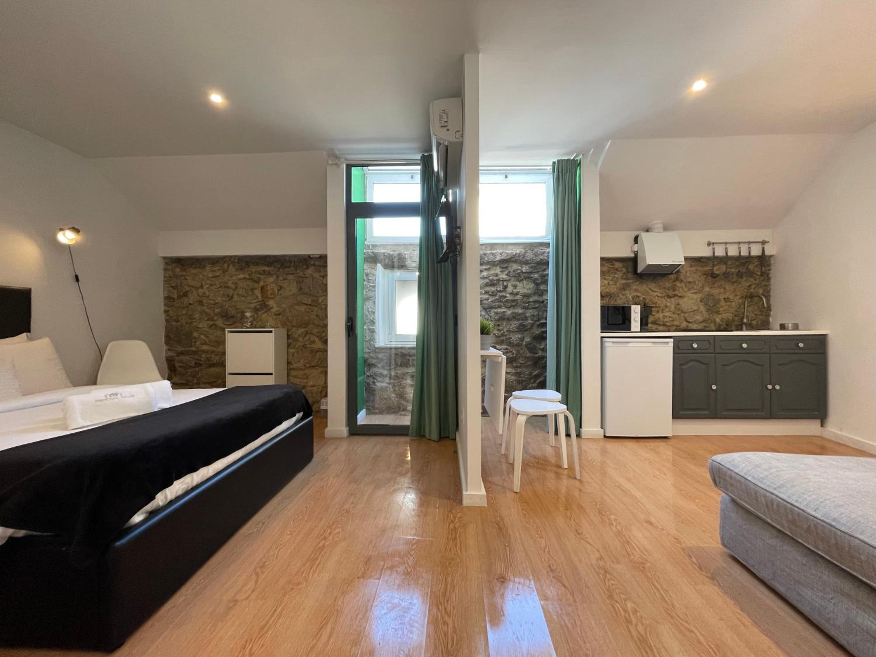 Studio Apartment photo 1
