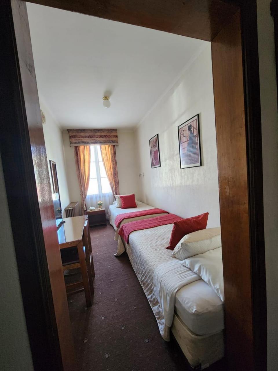 Twin Room photo 1