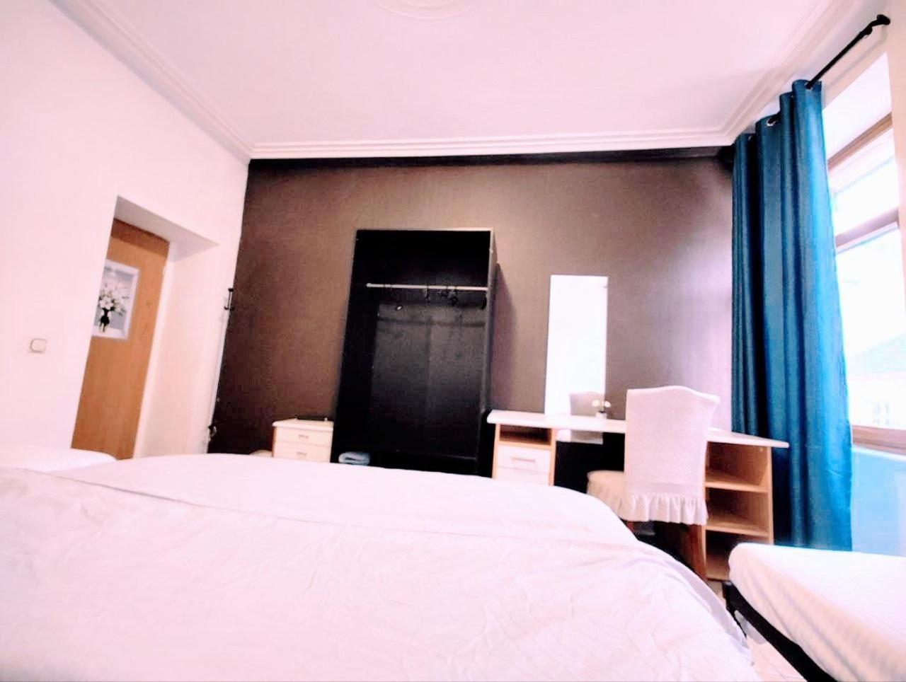Quadruple Room With Shared Bathroom photo 2