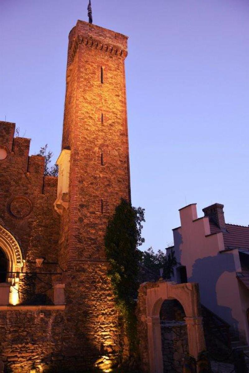 Villa photo 2