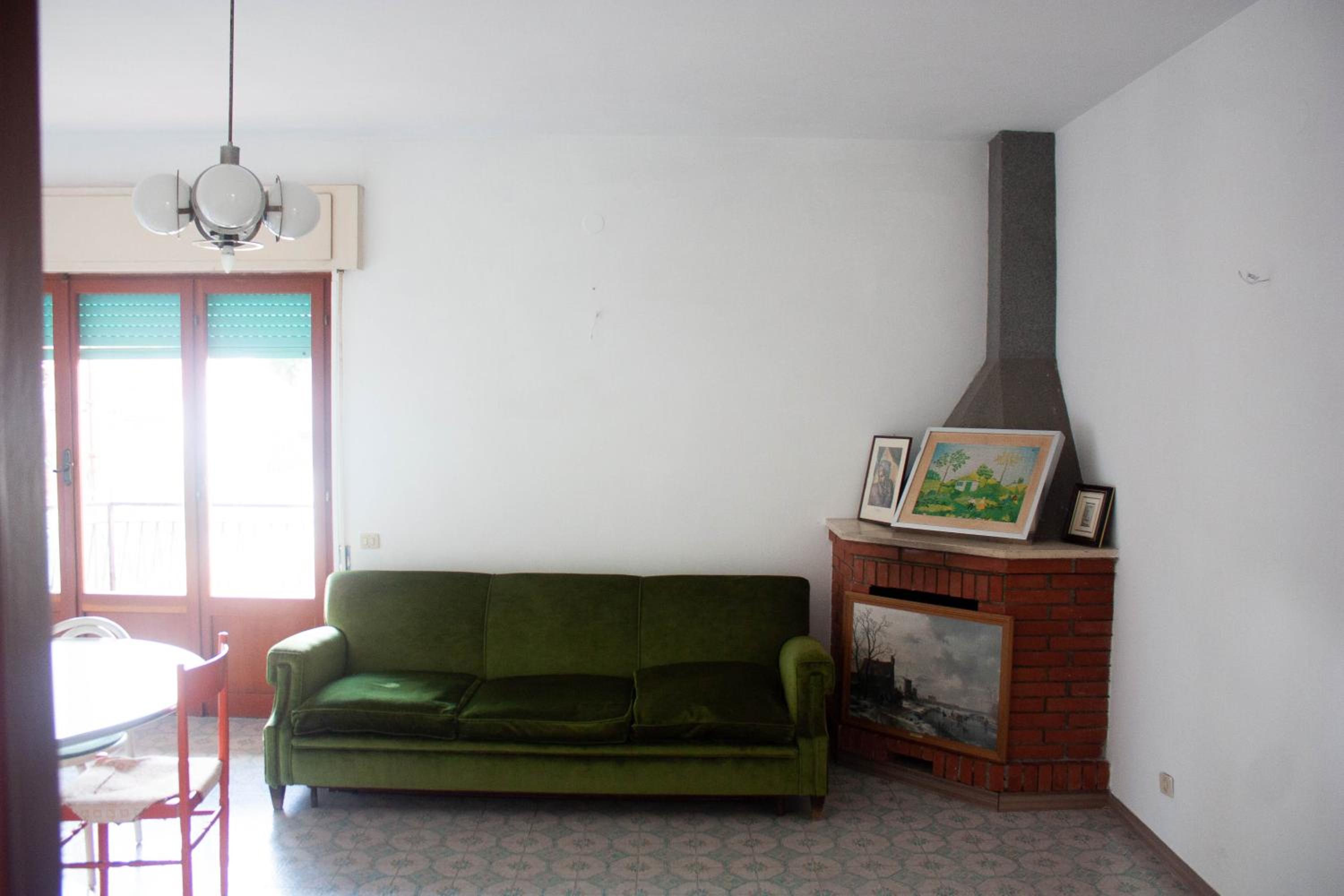 Three-Bedroom Apartment with Balcony