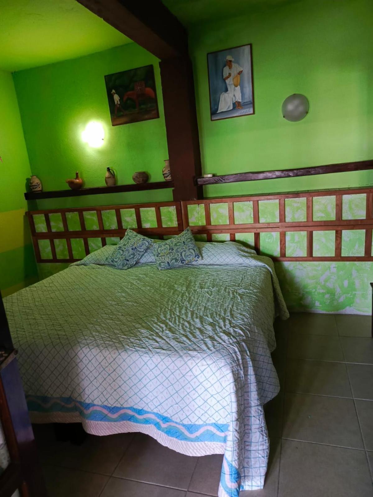 Deluxe Room (2 Adults + 1 Child) photo 1