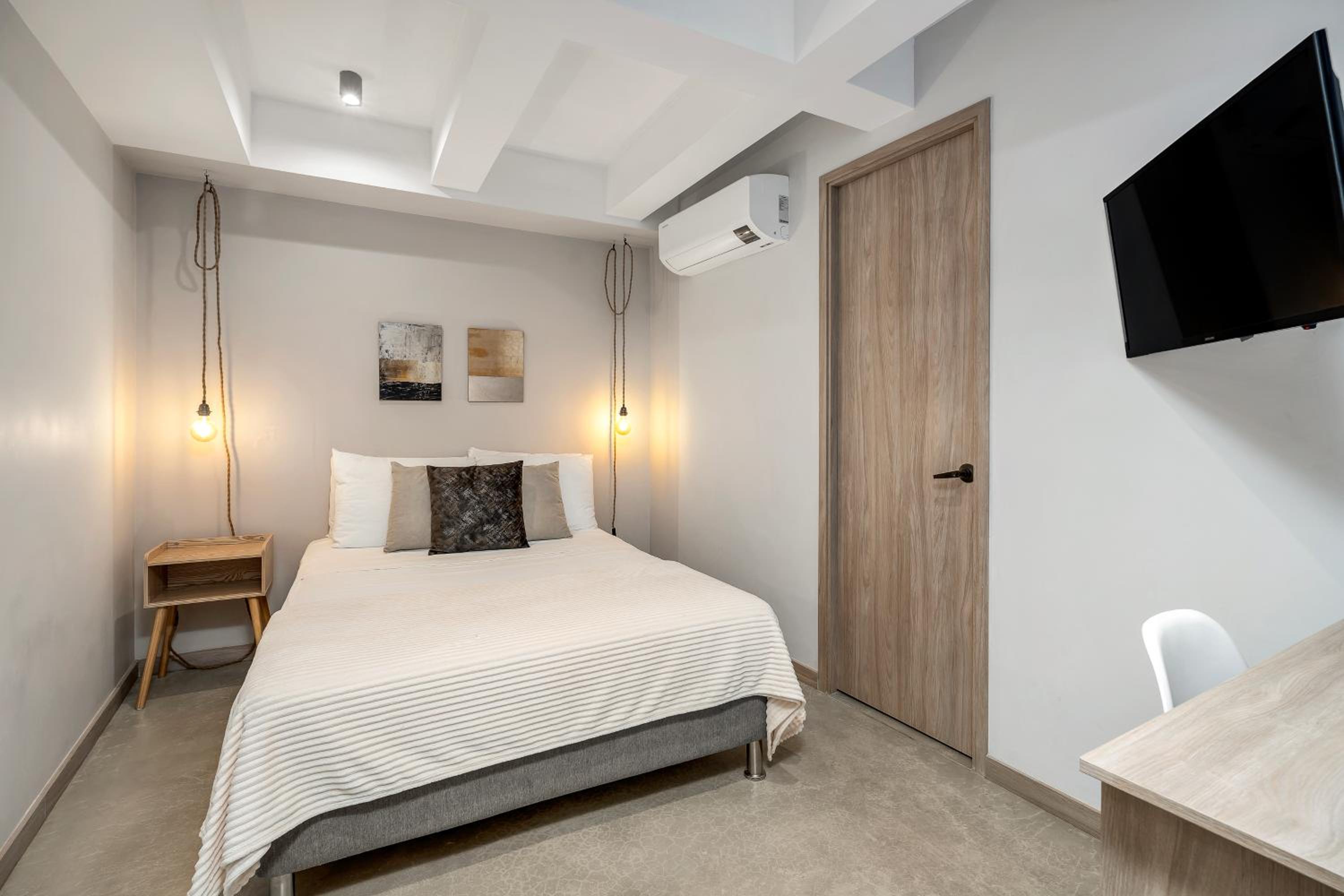 Standard Suite