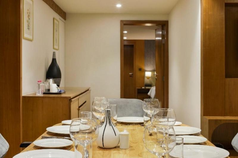 Suite Room (20% Off on Meal Upgrade,20 % Discount on Laundry and Complimentary Welcome Drink on arrival) Suite Room (20% Off on Meal Upgrade,20 % Discount on Laundry and Complimentary Welcome Drink on arrival)