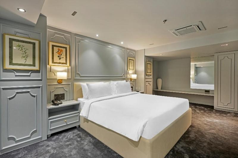 Suite Room (20% Off on Meal Upgrade,20 % Discount on Laundry and Complimentary Welcome Drink on arrival) Suite Room (20% Off on Meal Upgrade,20 % Discount on Laundry and Complimentary Welcome Drink on arrival)