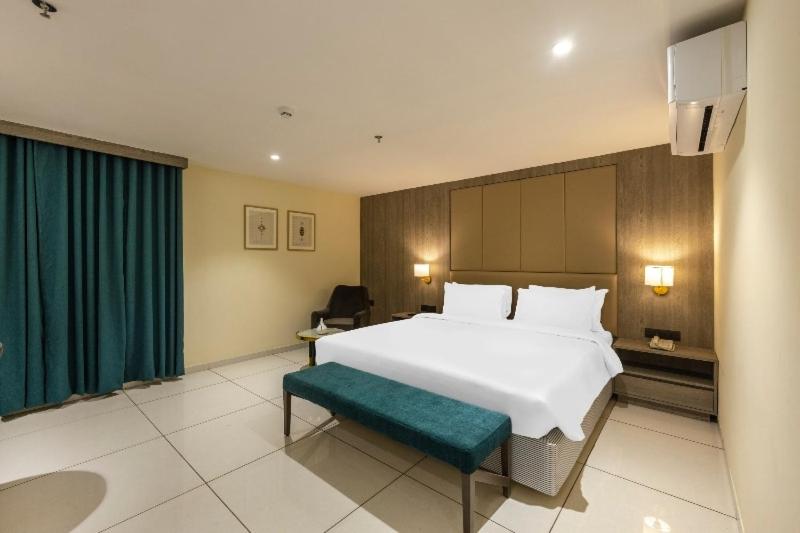 Superior Room (20% Off on Meal Upgrade,20 % Discount on Laundry and Complimentary Welcome Drink on arrival) Superior Room (20% Off on Meal Upgrade,20 % Discount on Laundry and Complimentary Welcome Drink on arrival)