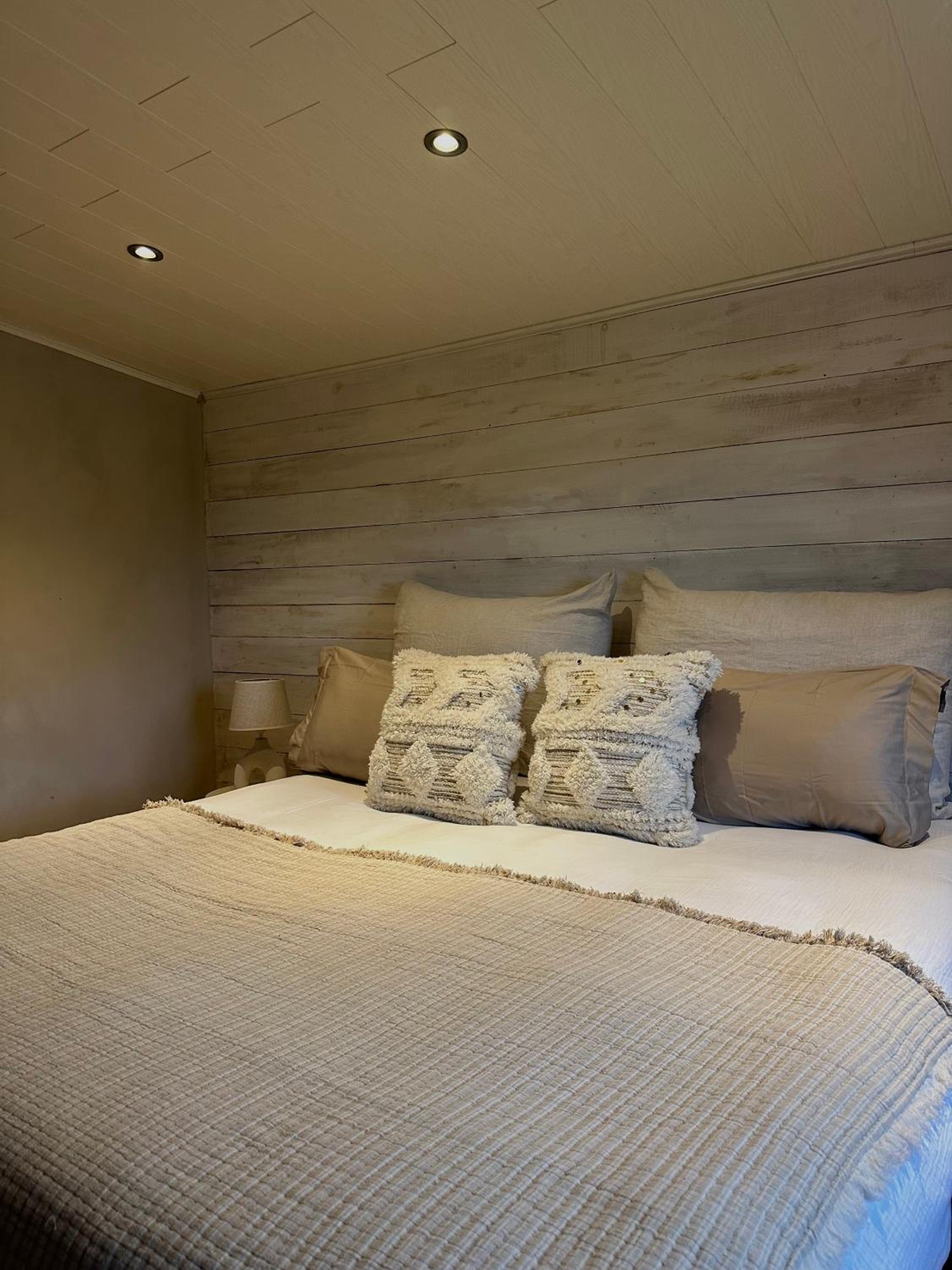One-Bedroom House photo 2