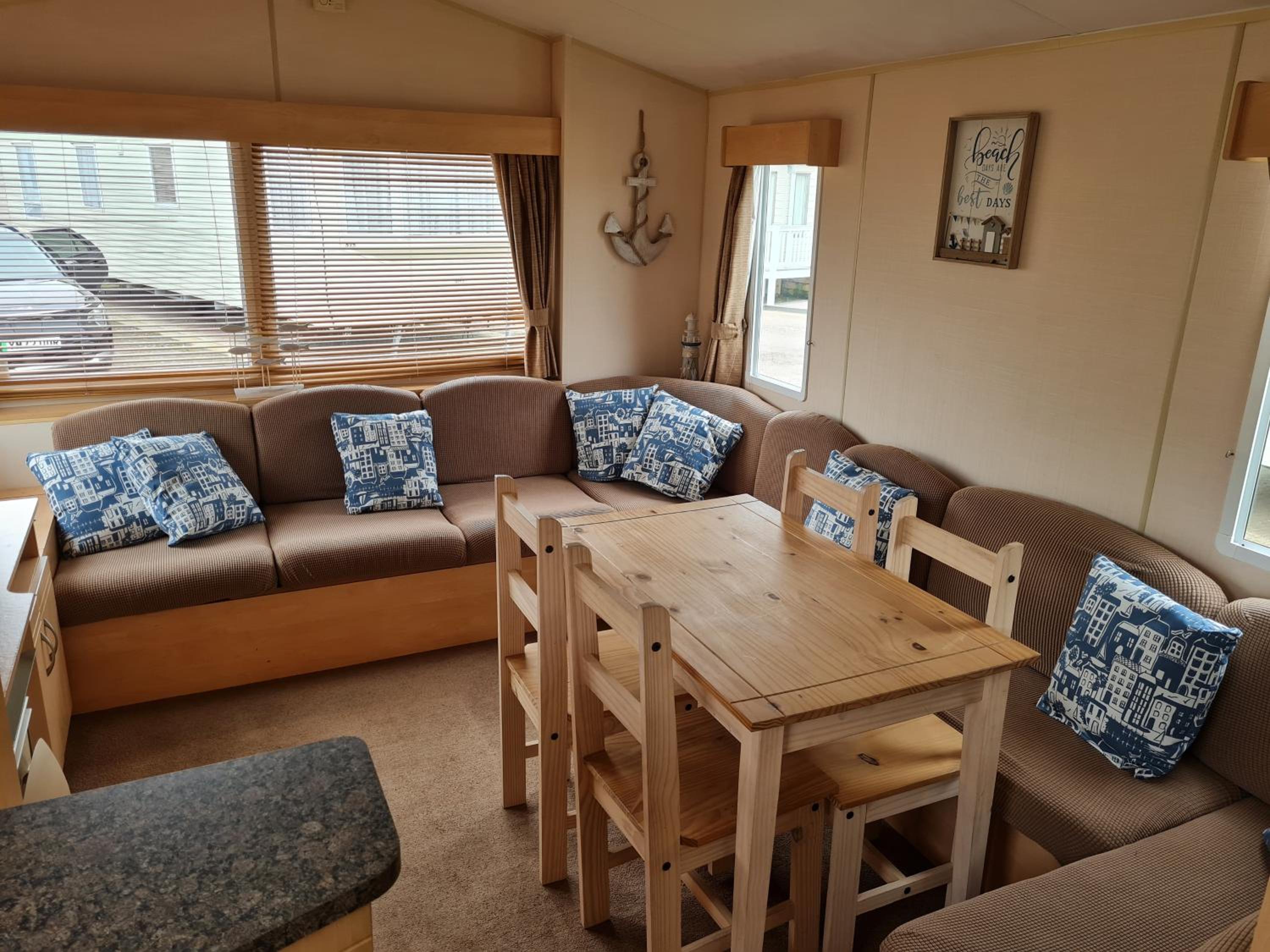 Caravan photo 3