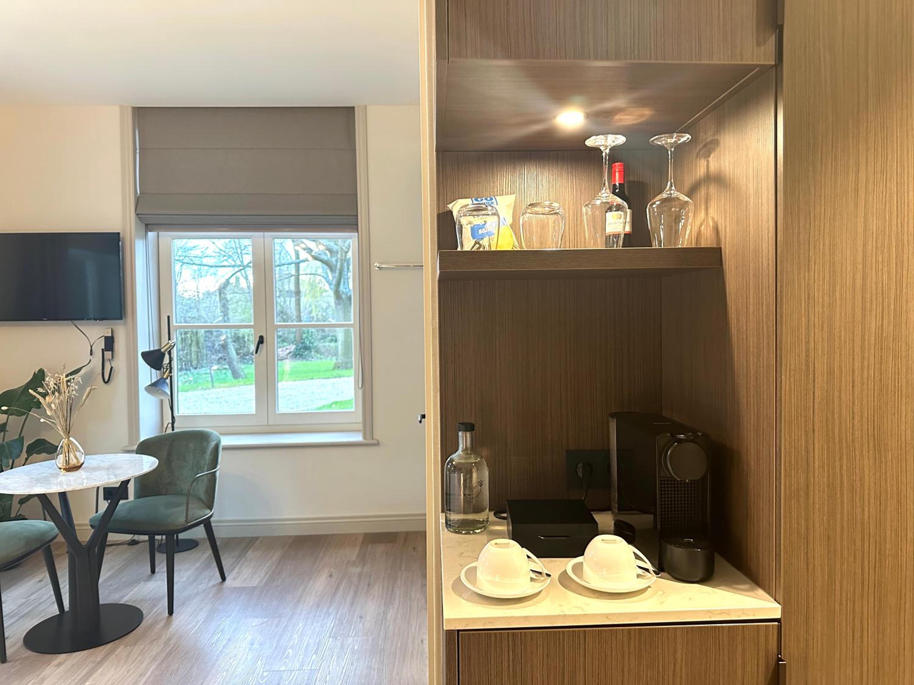 Comfort King Room - Photo 2