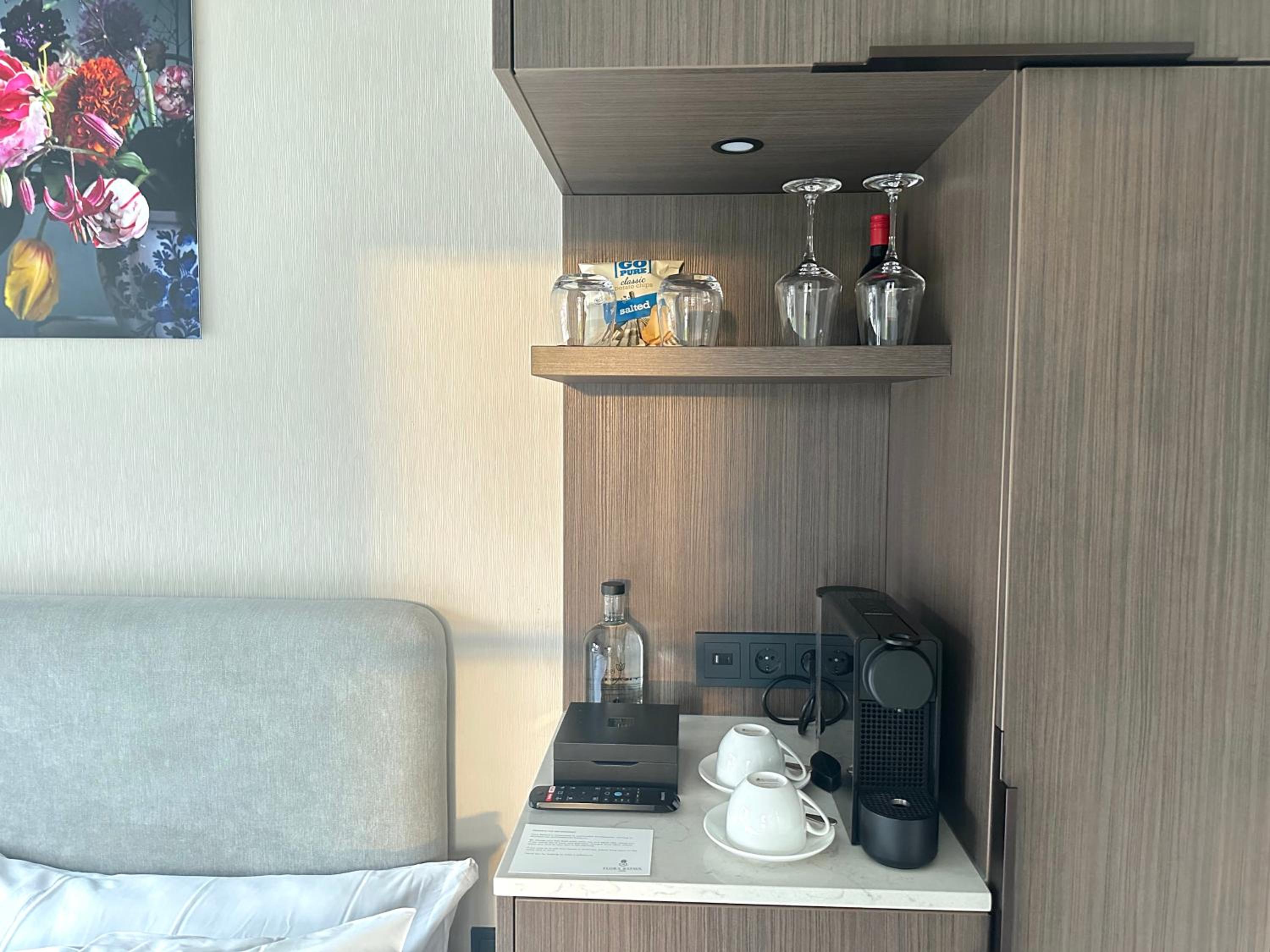 Cozy Room - Photo 6