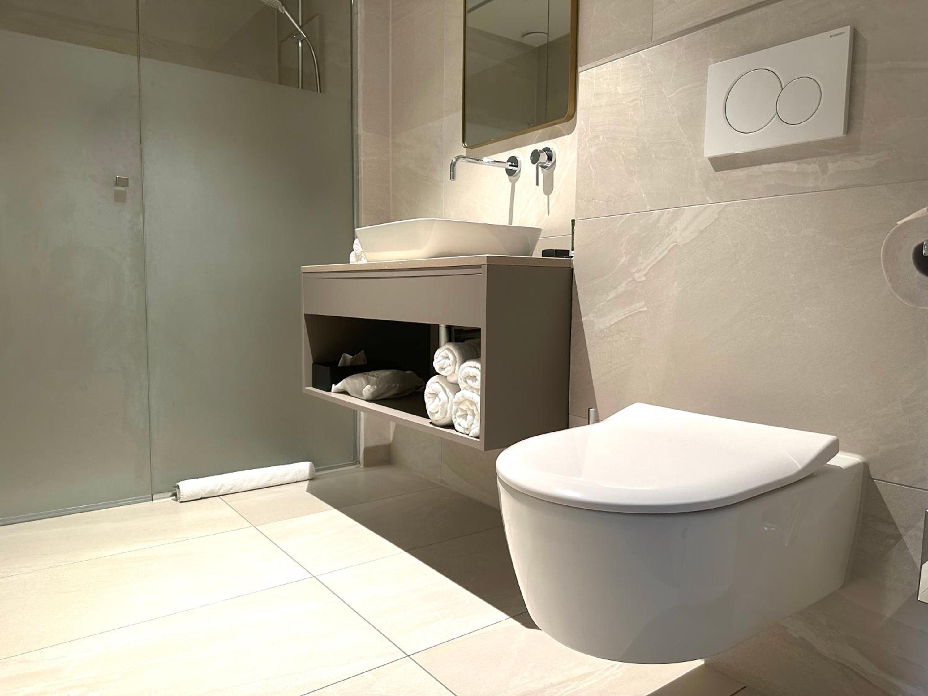 Comfort King Room - Photo 4