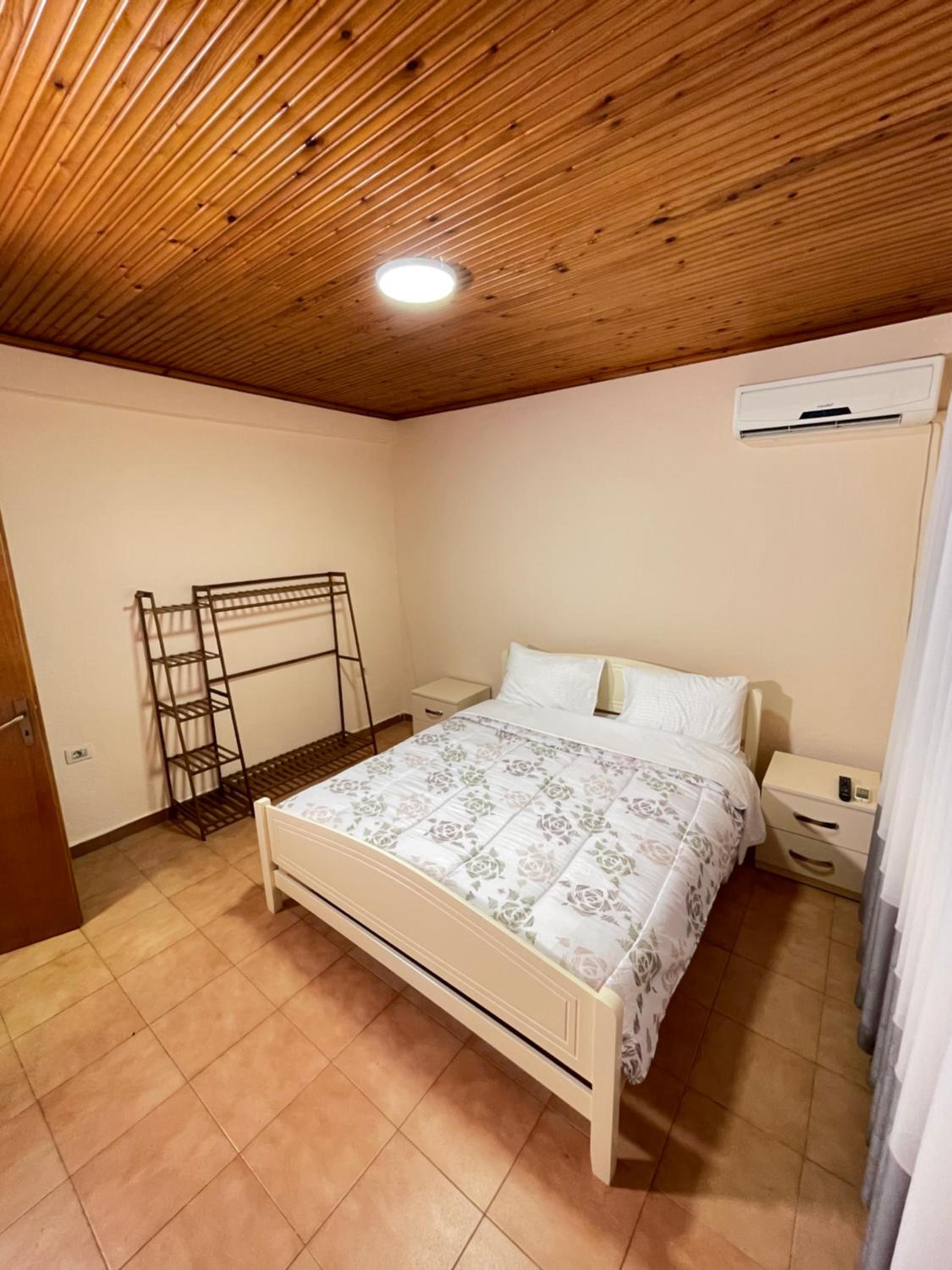 Budget Double Room photo 2