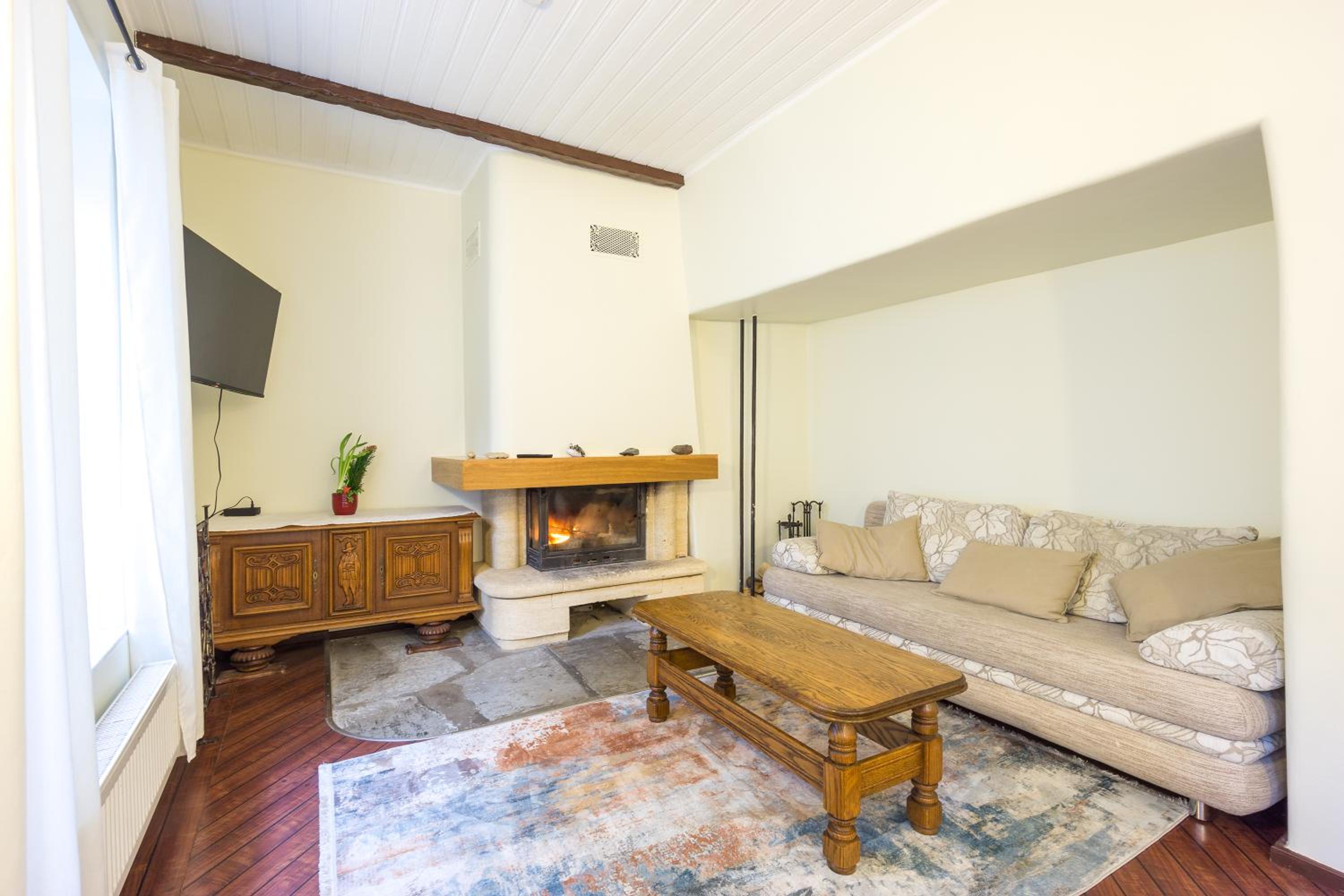 Four-Bedroom House photo 1