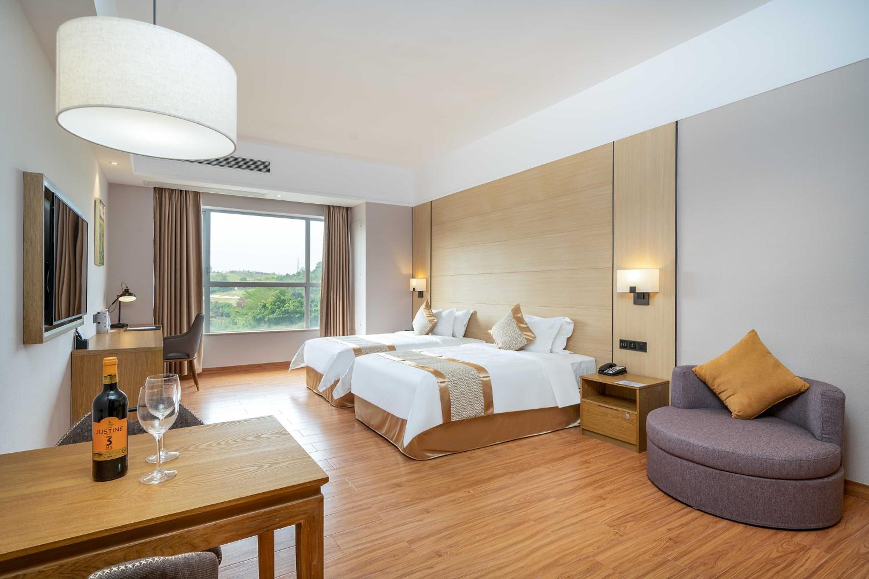 Deluxe Twin Room