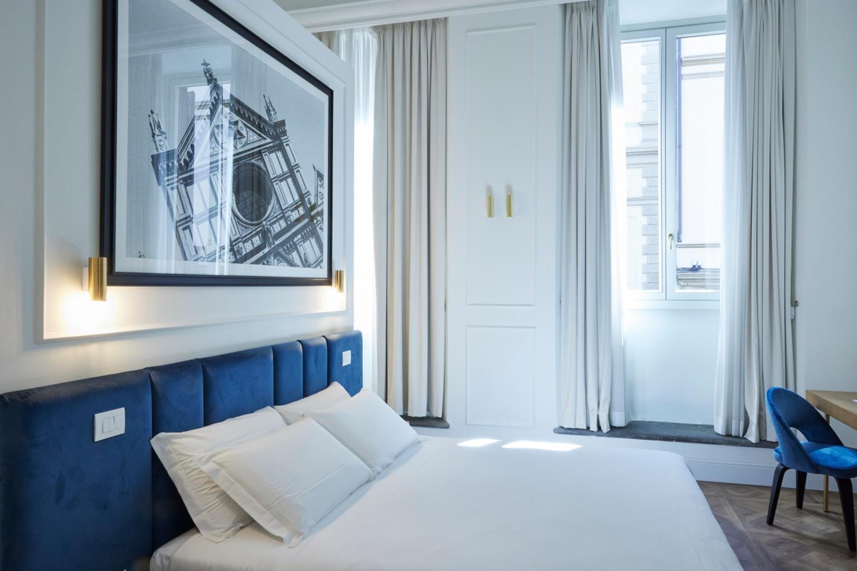 Suite with City View photo 2
