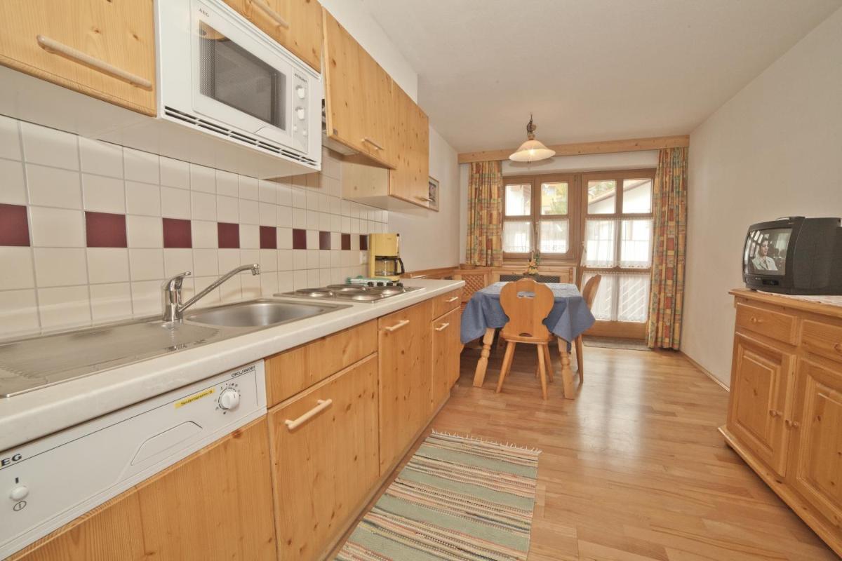 Classic Two-Bedroom Apartment photo 1