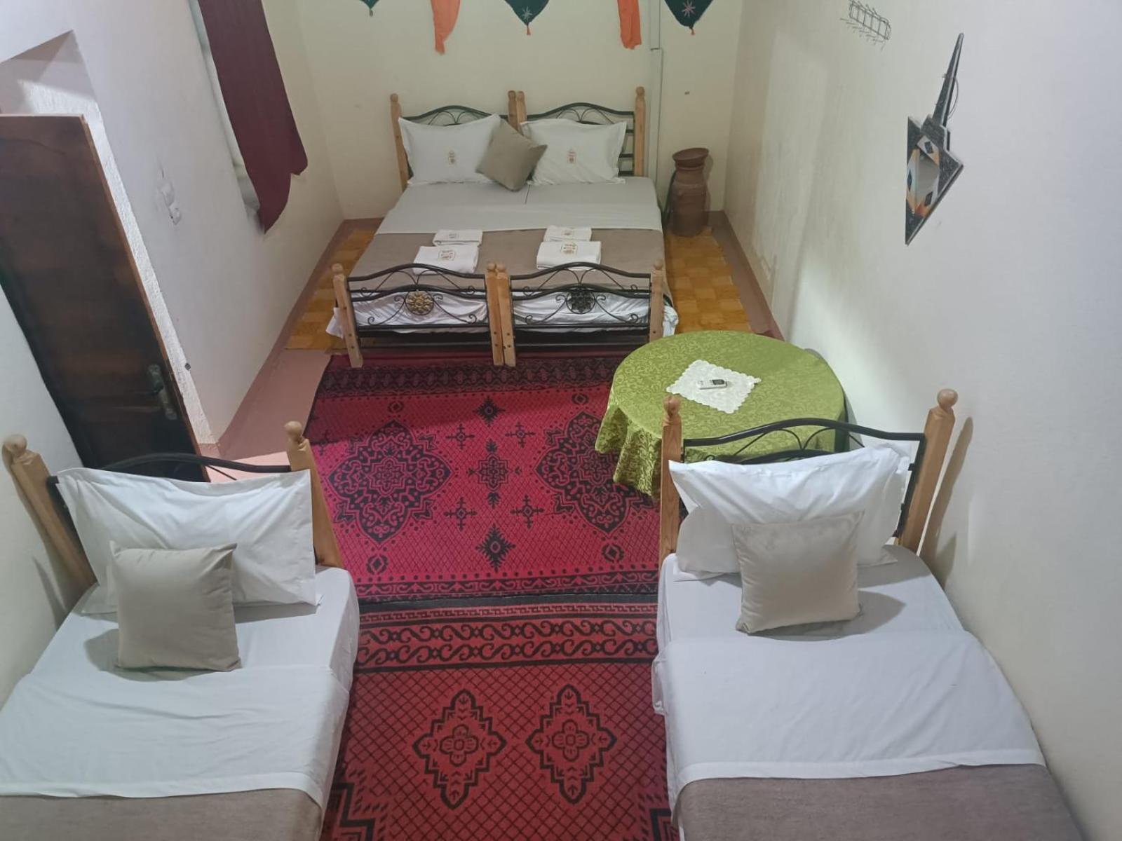 Quadruple Room with Bath photo 1