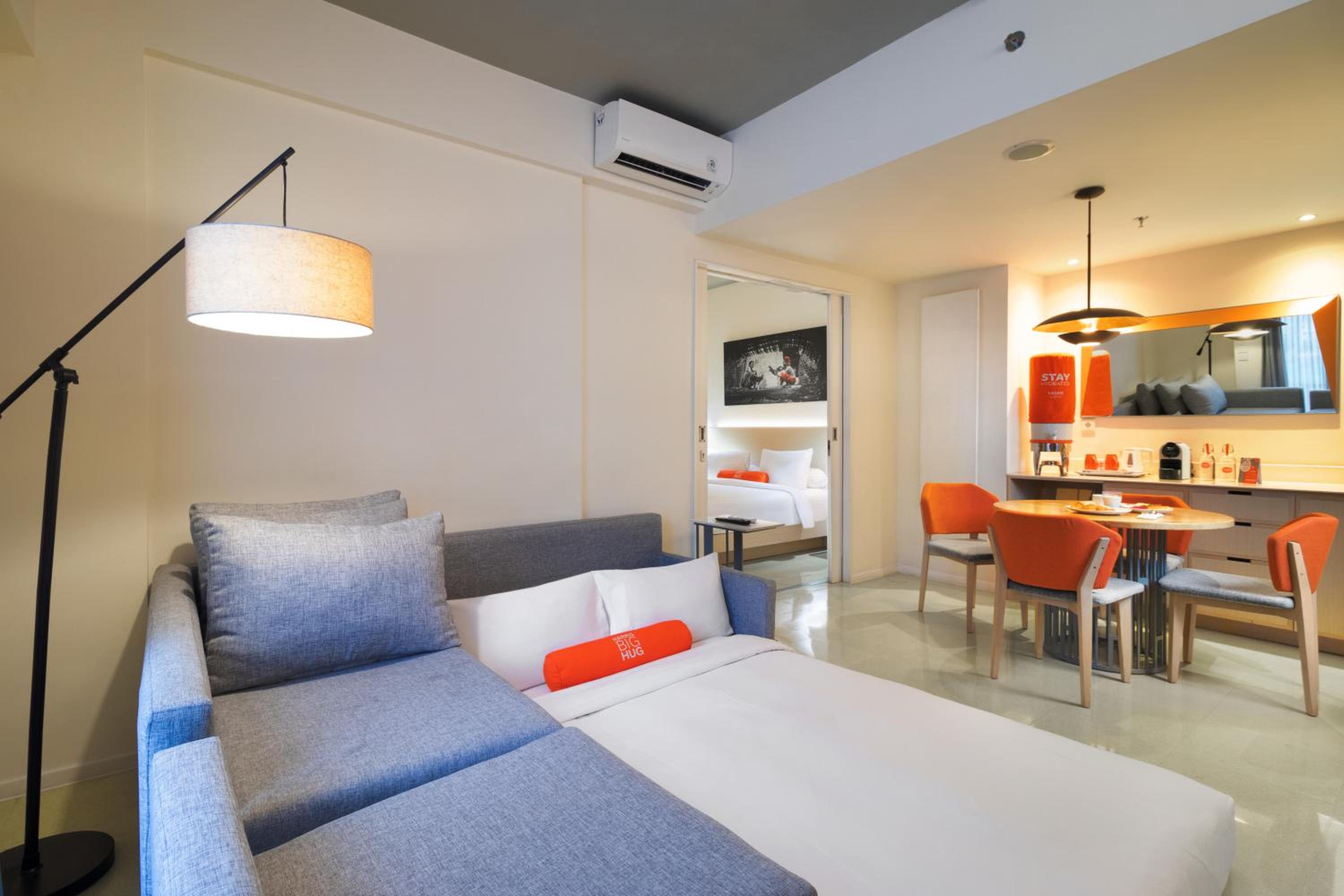 HARRIS Suite with Sofa Bed
