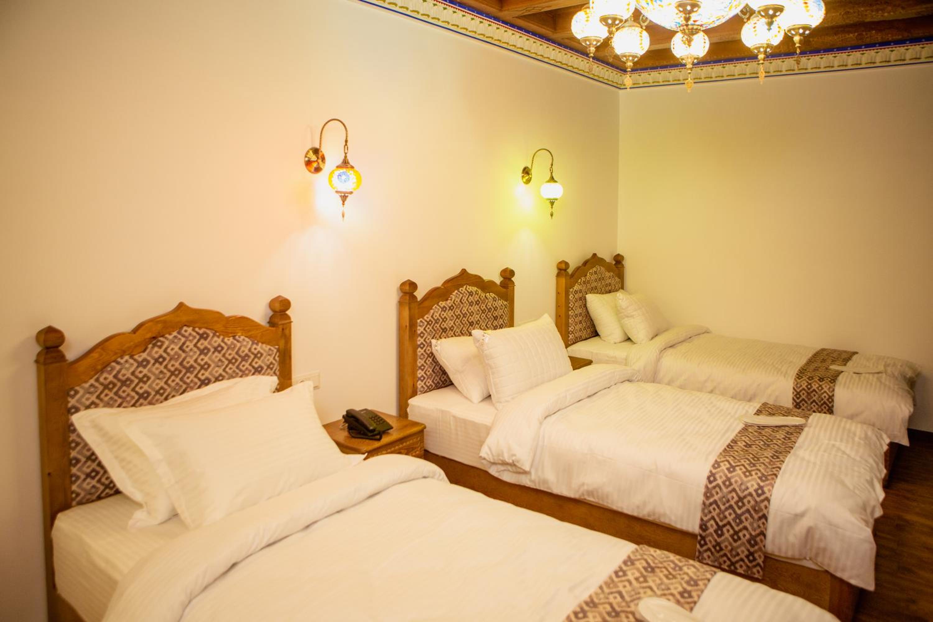 Triple Room with Bath photo 1